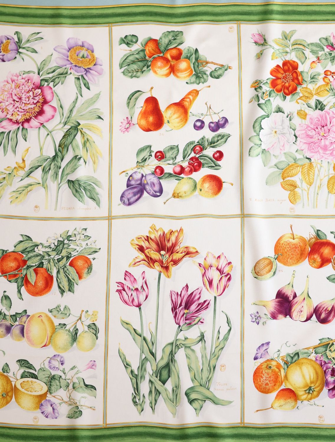 Gucci Flora Botanica Silk Scarf