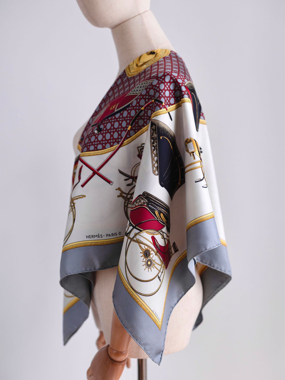 Hermès Les Voitures à Transformation Grey Silk Scarf