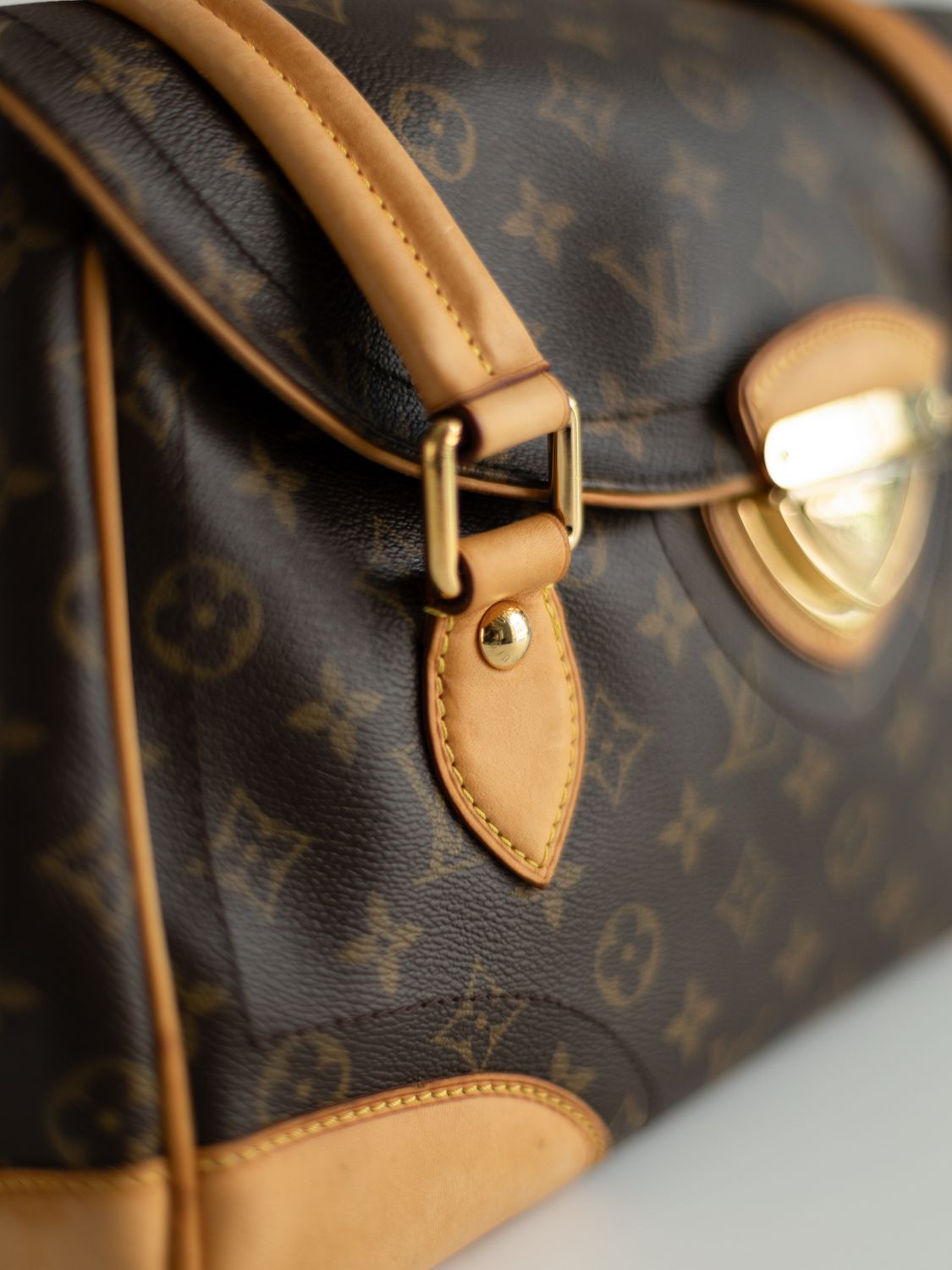 Louis Vuitton Beverly GM Bag