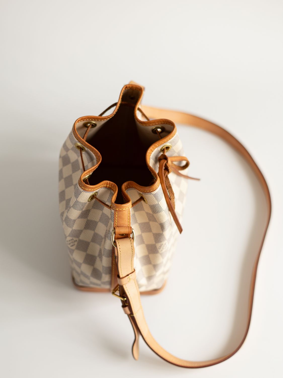 Louis Vuitton Azur Noé Bag