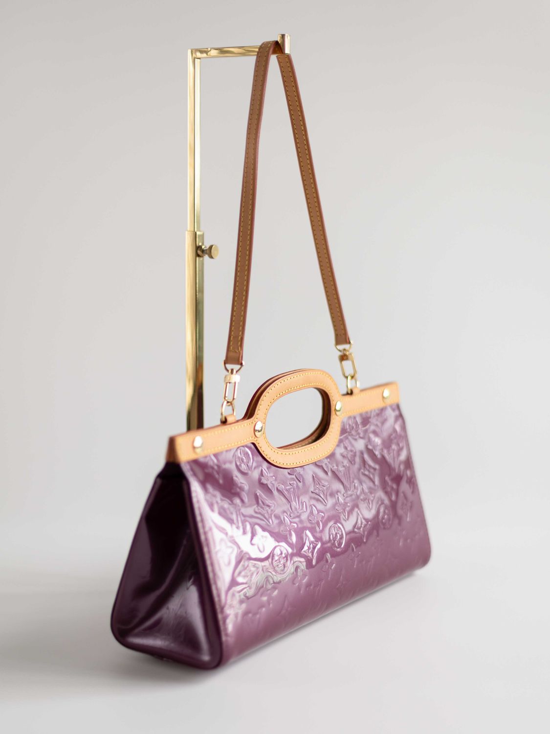 Louis Vuitton ダークパープル ヴェルニ　ハンドバッグ LOUIS VUITTON Sunset Boulevard Monogram Vernis Shoulder Bag Dark Purpl