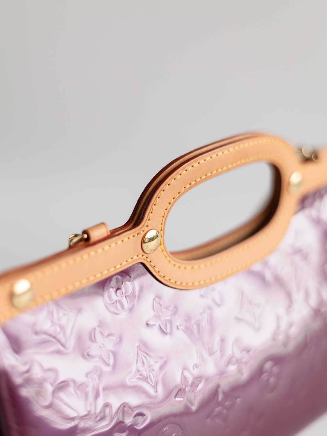 Louis Vuitton Roxbury Violette Bag