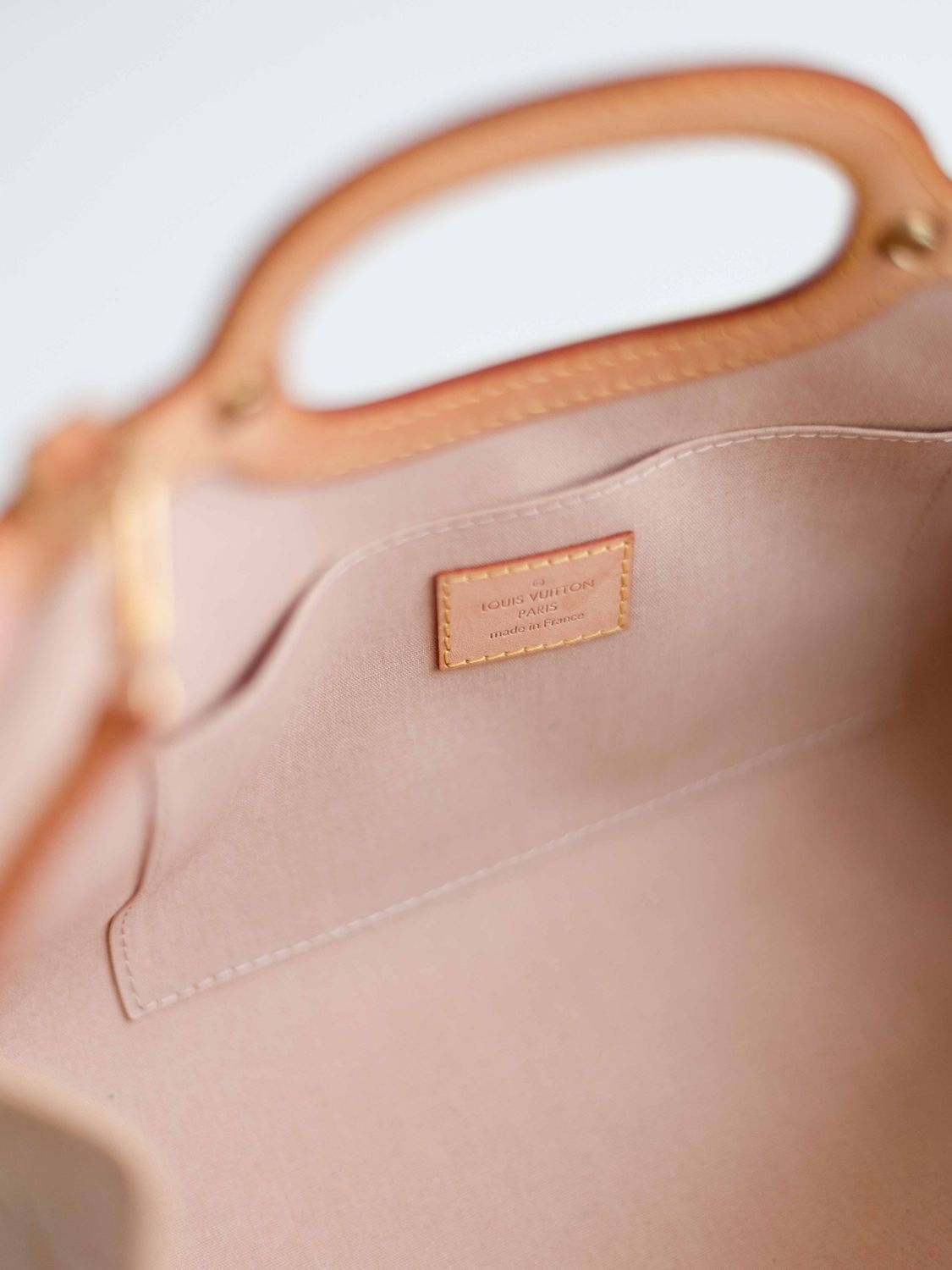 Louis Vuitton Roxbury Beige Bag