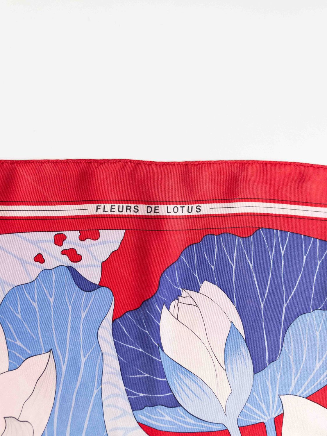 Hermès Fleurs de Lotus Silk Scarf
