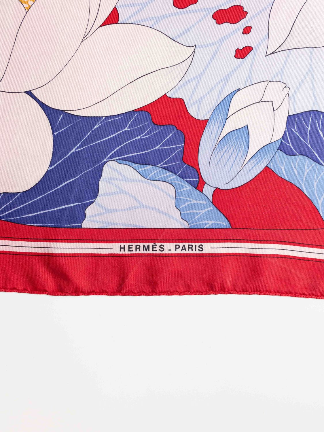 Hermès Fleurs de Lotus Silk Scarf