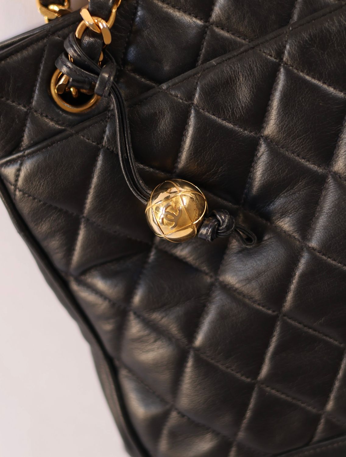 Chanel Tote Grand Bag