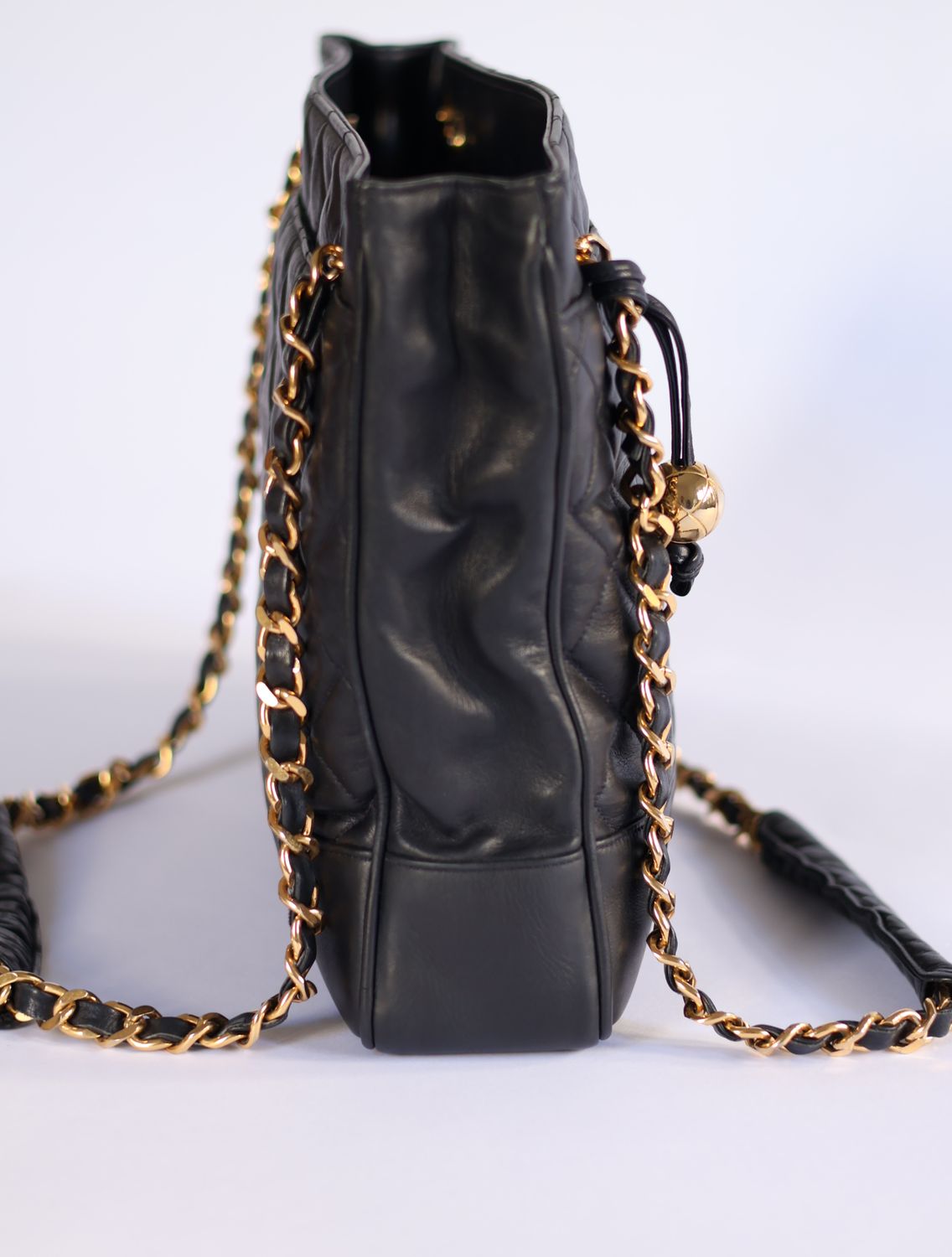 Chanel Tote Grand Bag