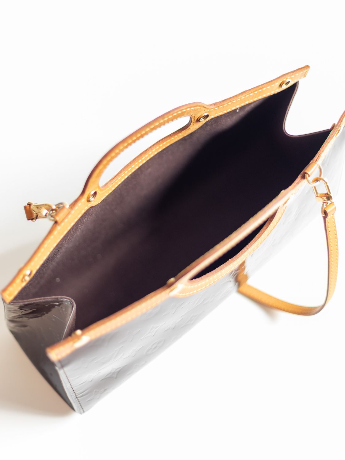 Louis Vuitton Roxbury Amarante Bag