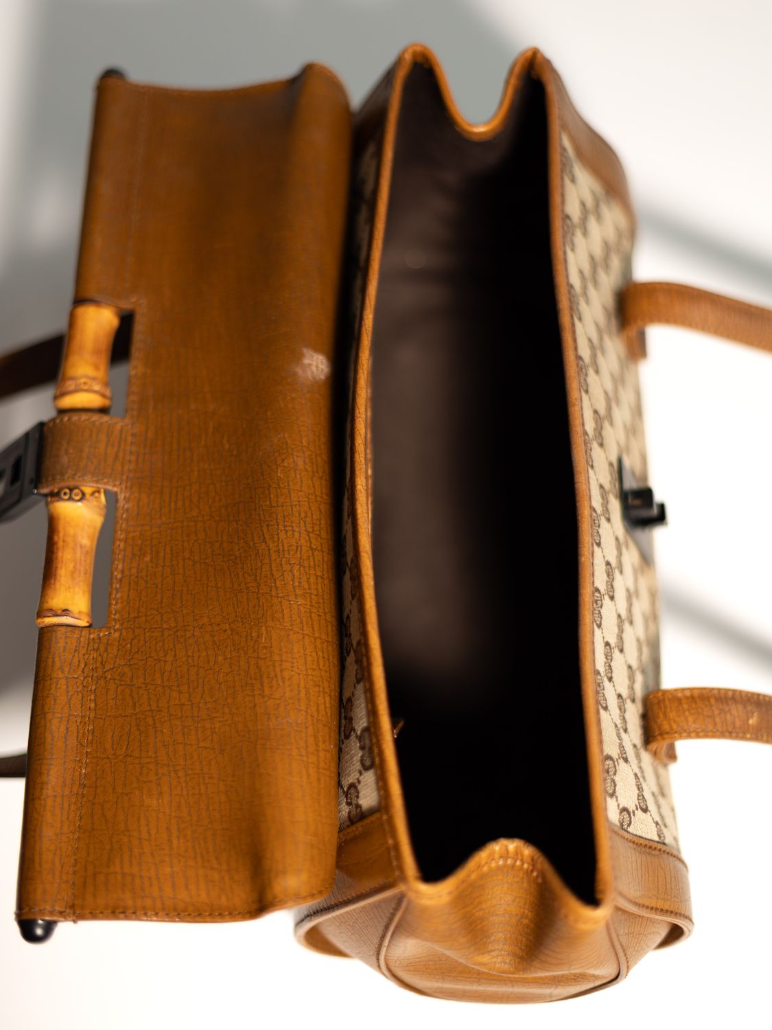 Gucci Bullet GG Supreme Beige Bag