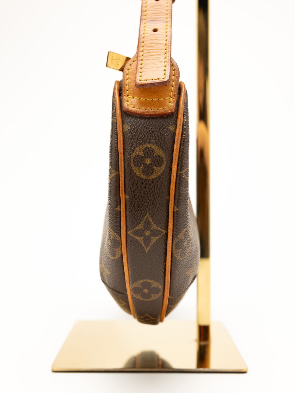 Louis Vuitton Croissant PM Bag