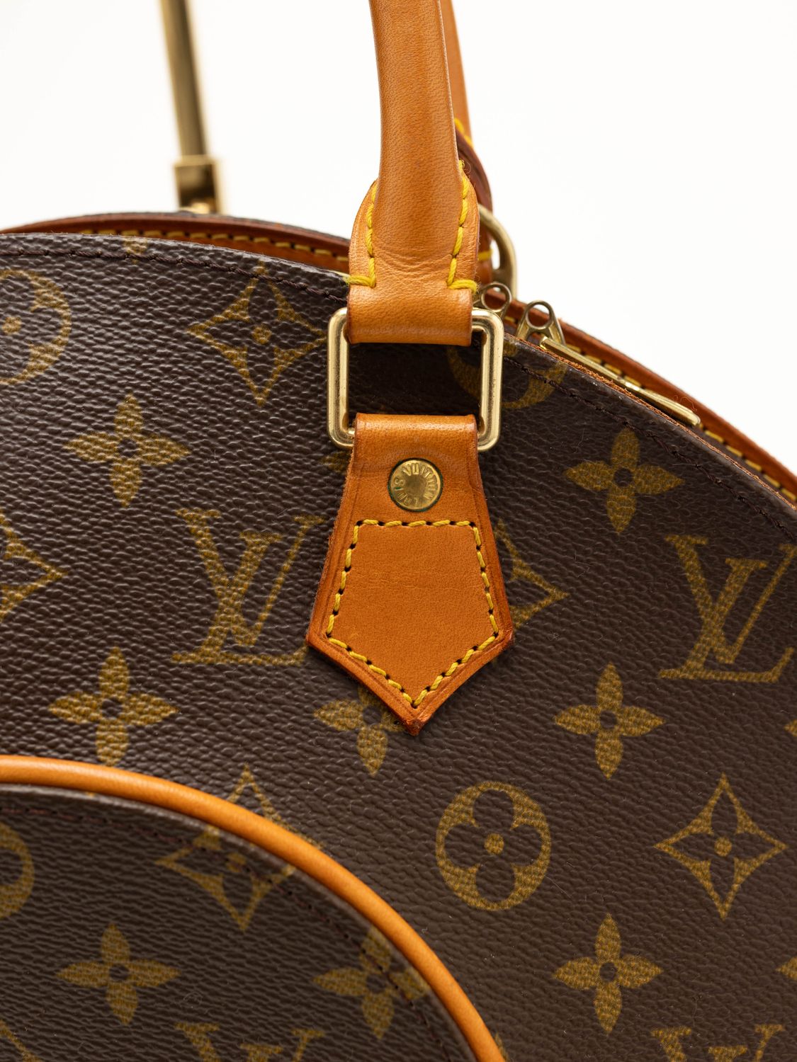 Louis Vuitton Ellipse GM Bag