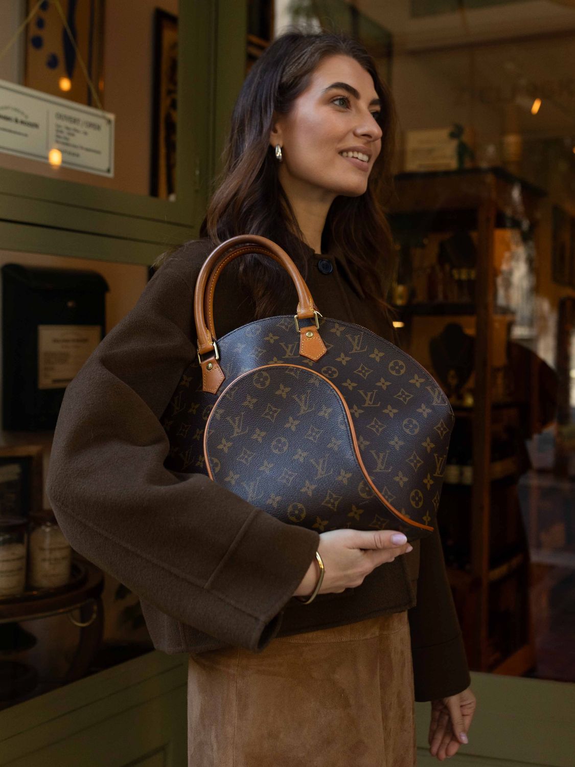 Louis Vuitton Ellipse GM Bag