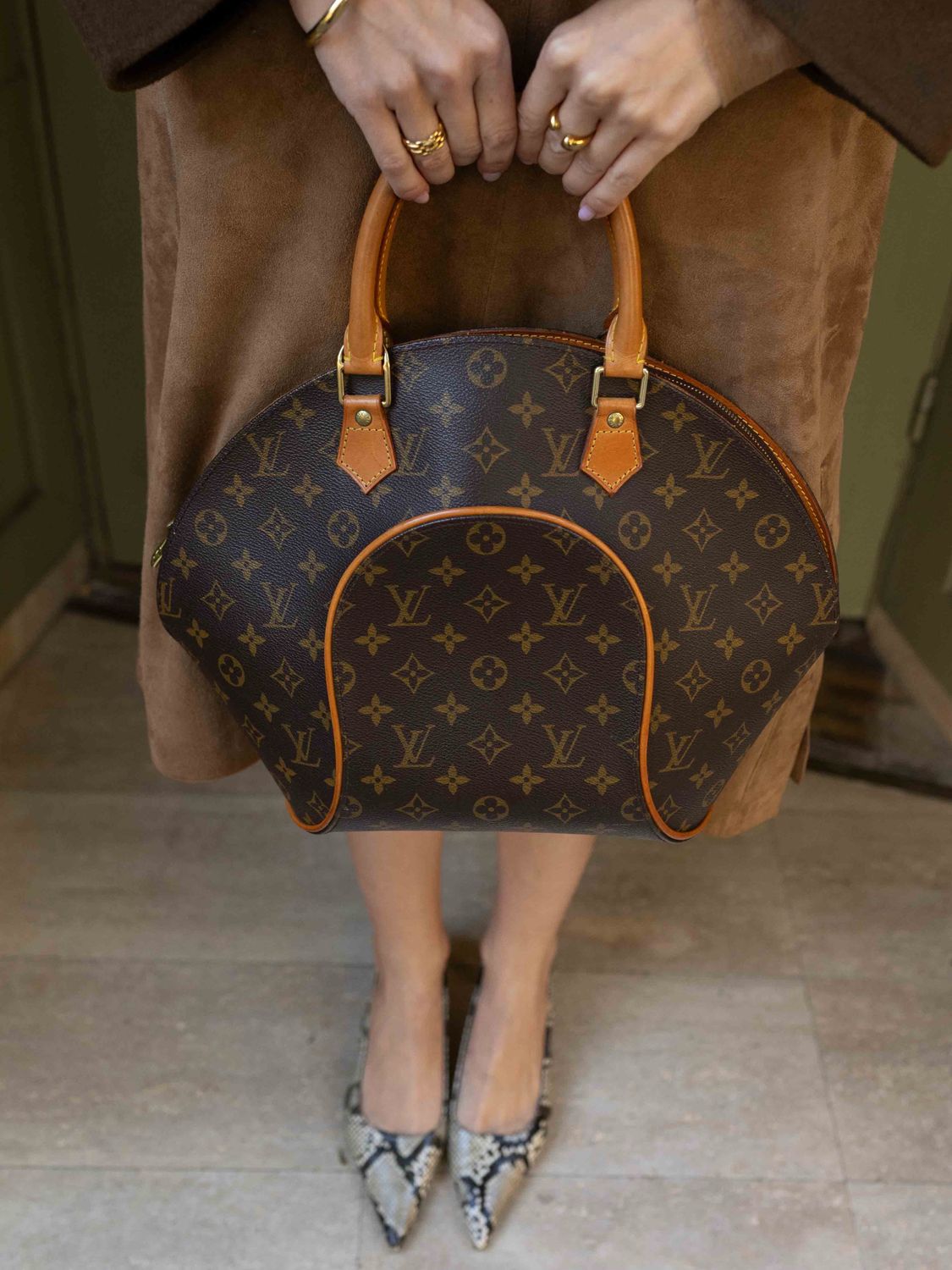 Louis Vuitton Ellipse GM Bag