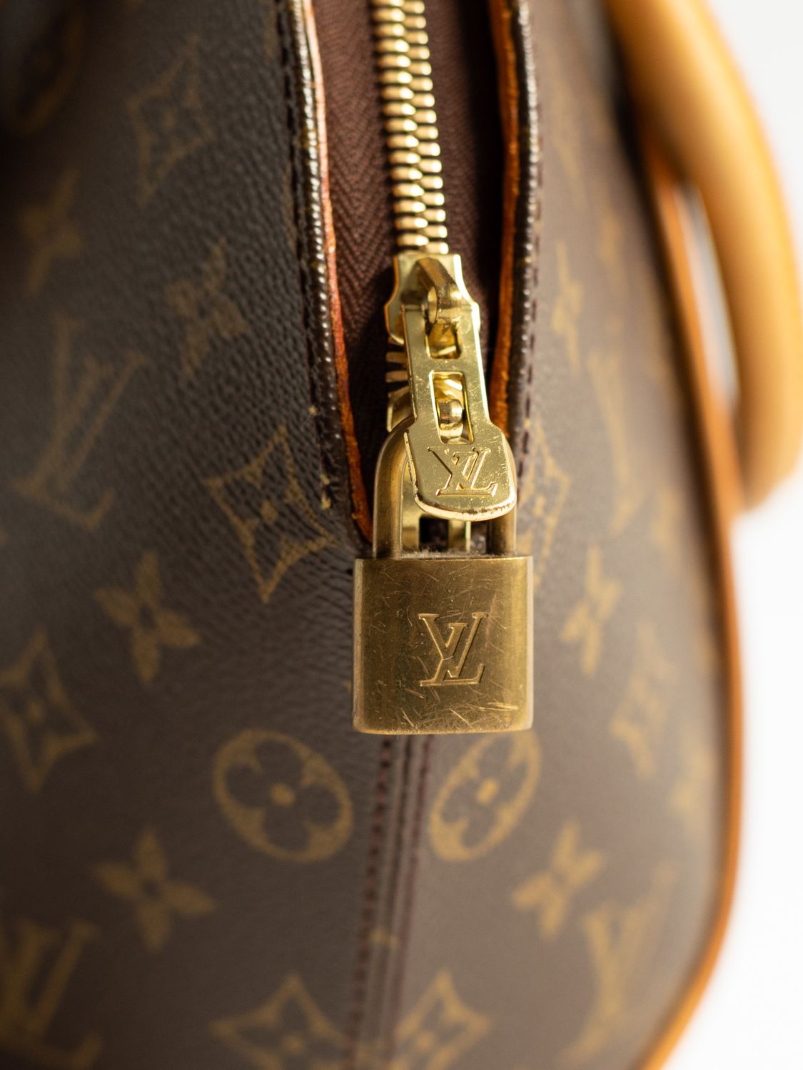 Louis Vuitton Ellipse PM Bag