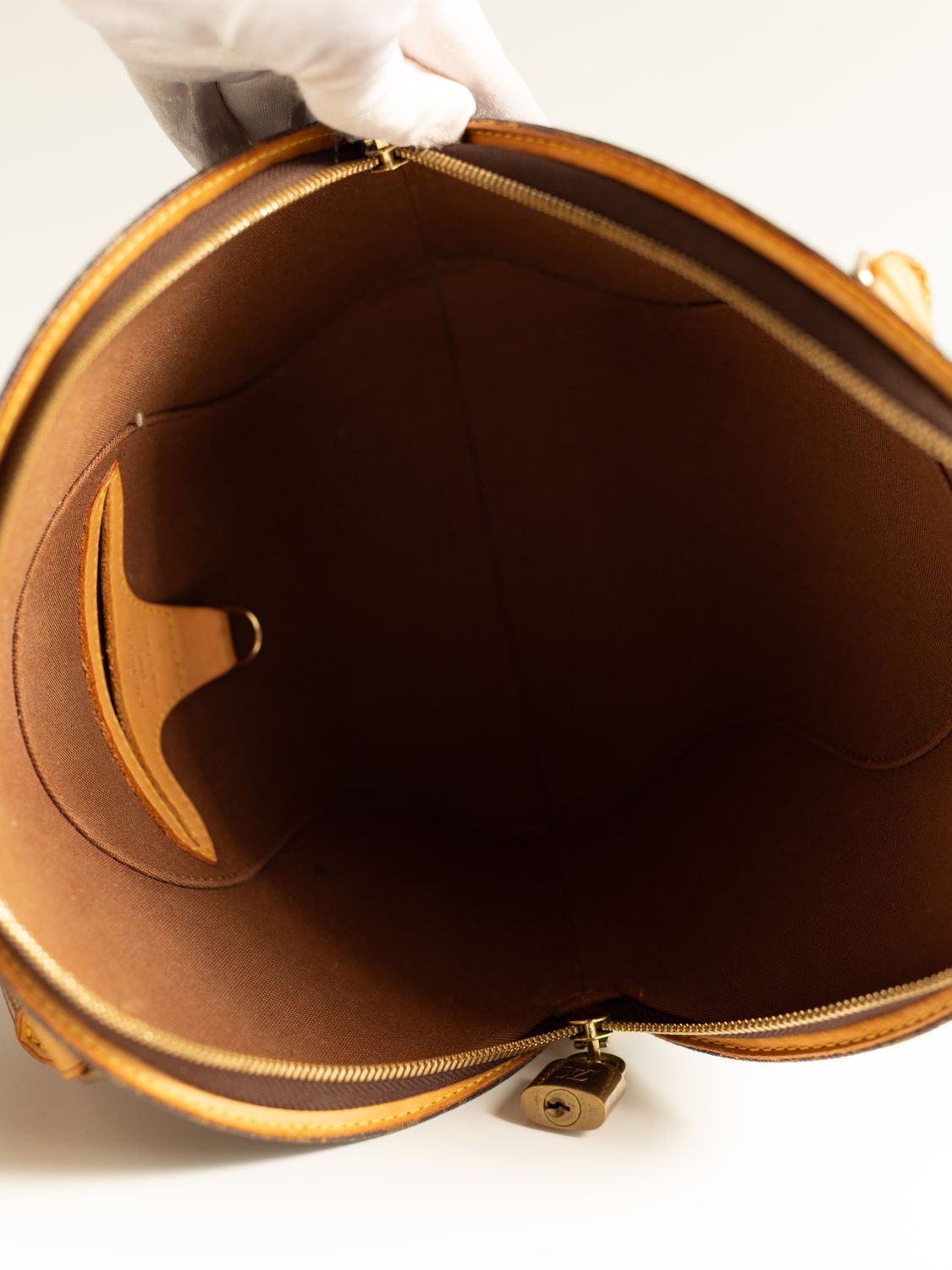 Louis Vuitton Ellipse PM Bag