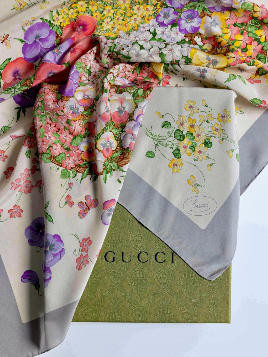 Gucci Flora Lilac Silk Scarf