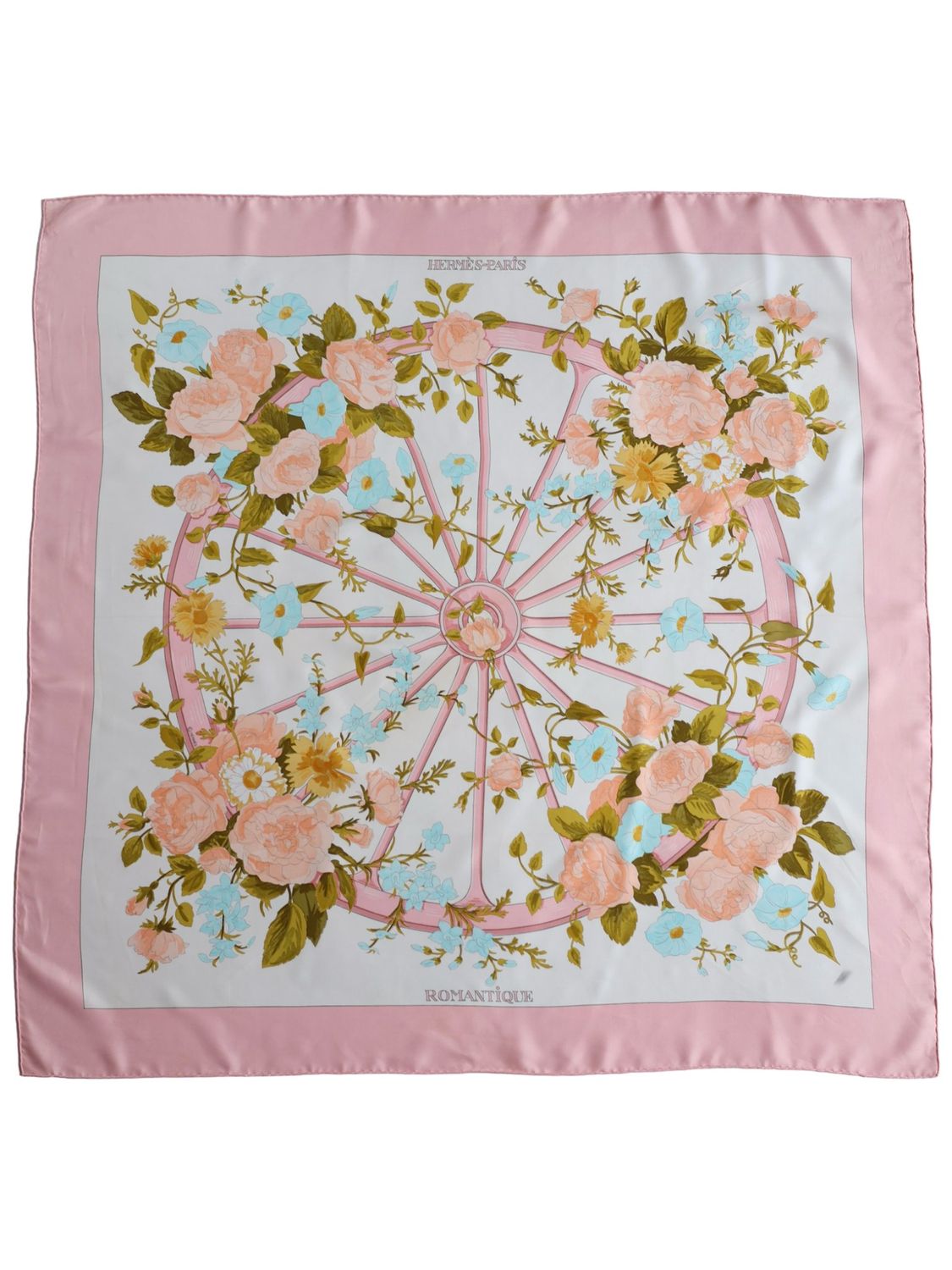 HERMÈS ROMANTIQUE SCARF