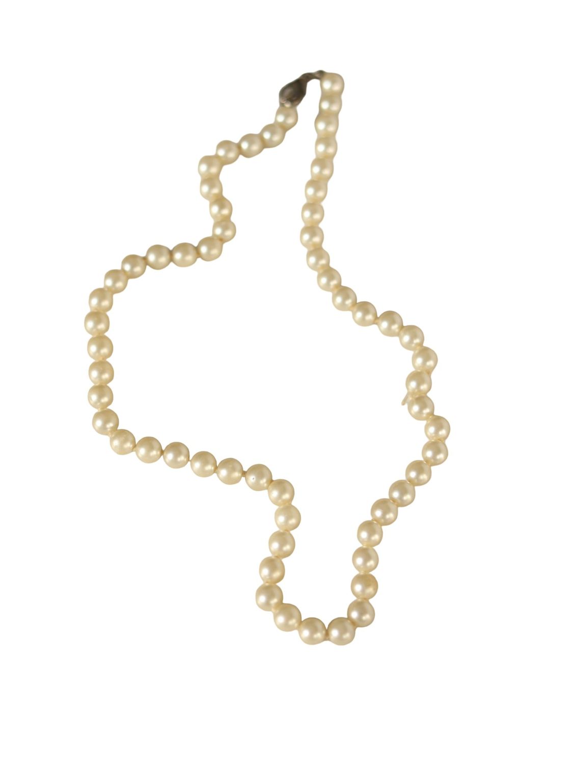 OVERSIZED FAUX PEARL NECKLACE