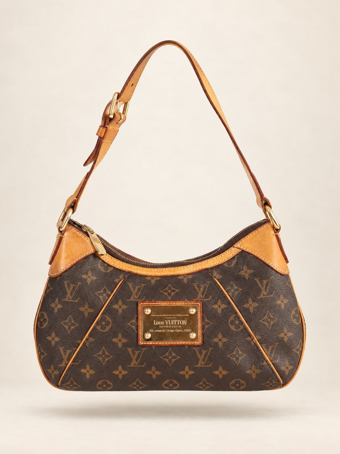 Louis Vuitton Thames PM Bag