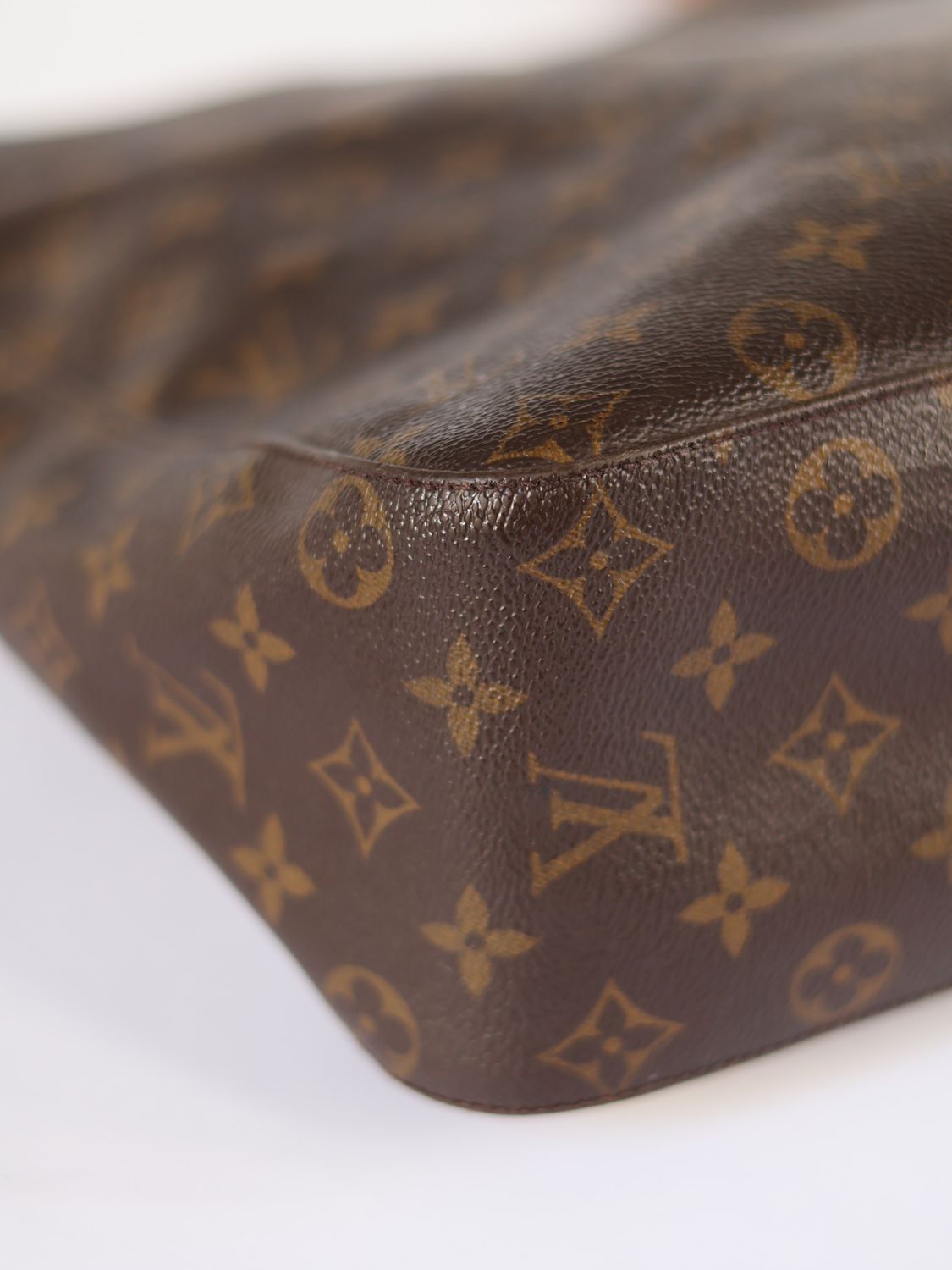 Louis Vuitton Looping GM Bag