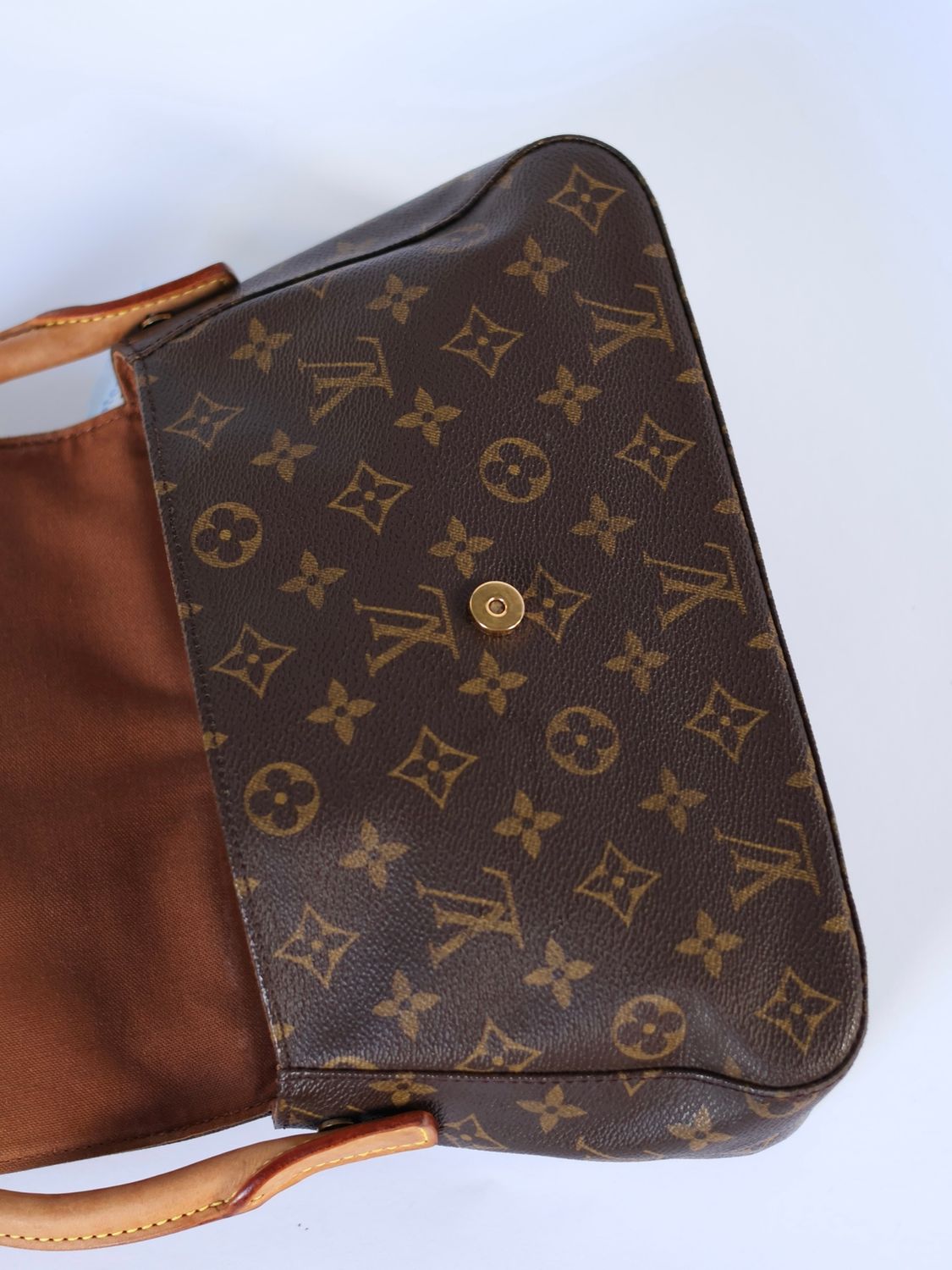 Louis Vuitton Looping PM Bag