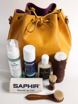 Textured Leather Care Set – 7 pcs