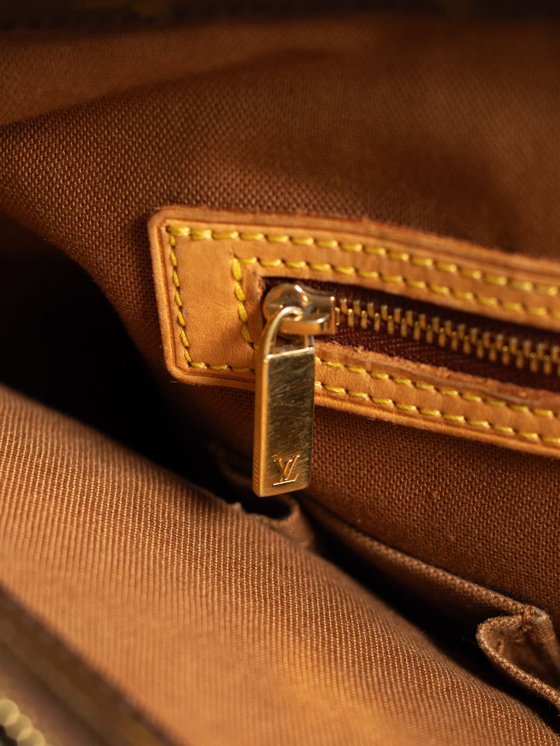 Louis Vuitton Mezzo Tote Bag