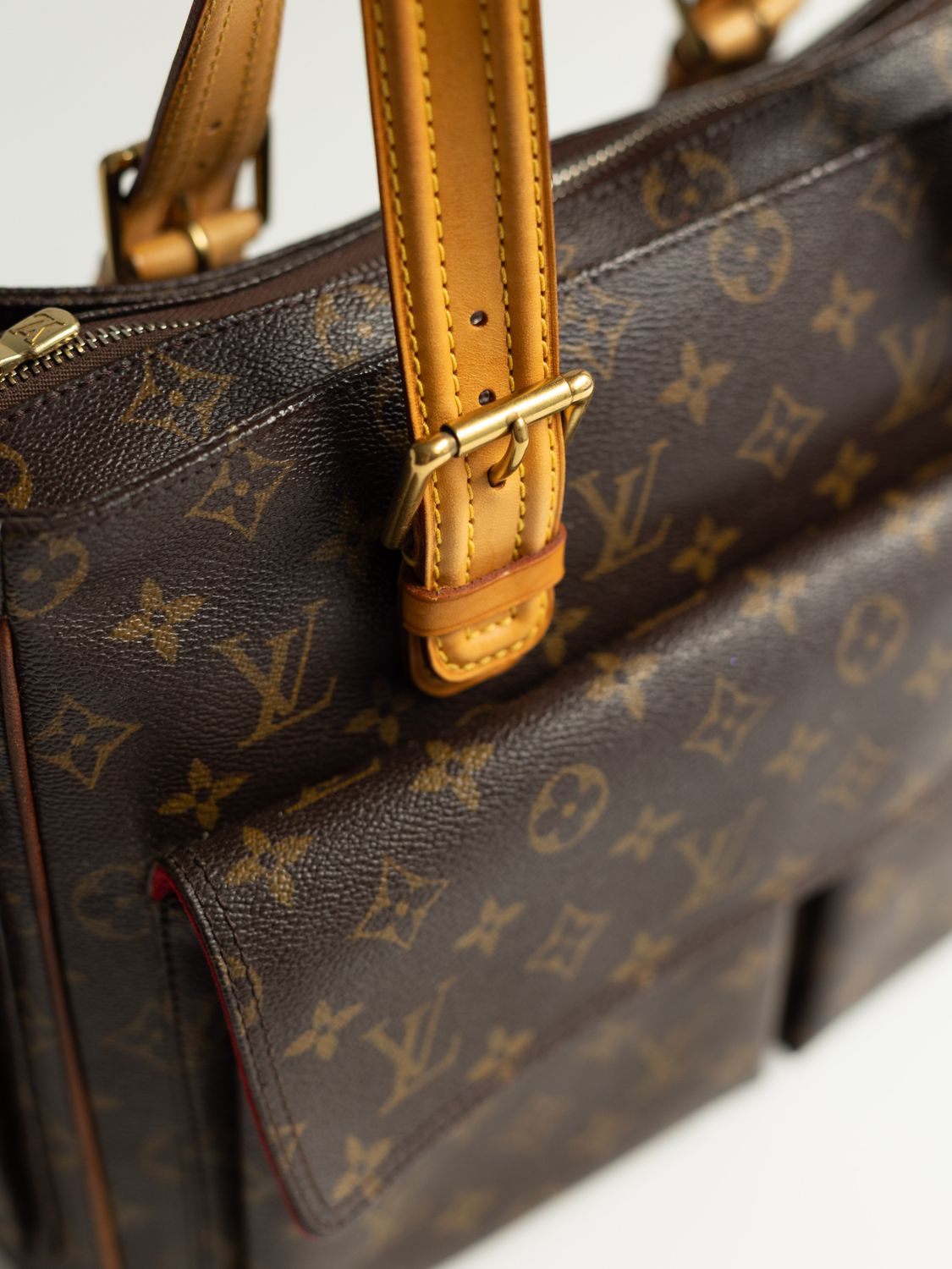Louis Vuitton Multipli Cité Bag