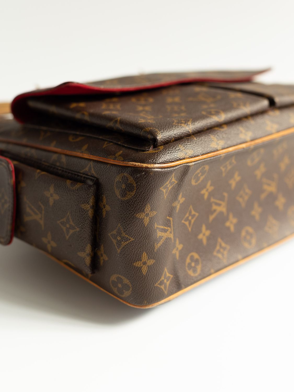 Louis Vuitton Multipli Cité Bag