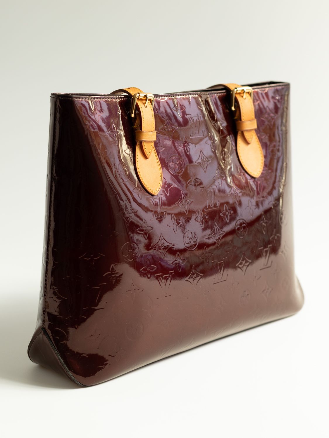 Louis Vuitton Brentwood Burgundy Bag