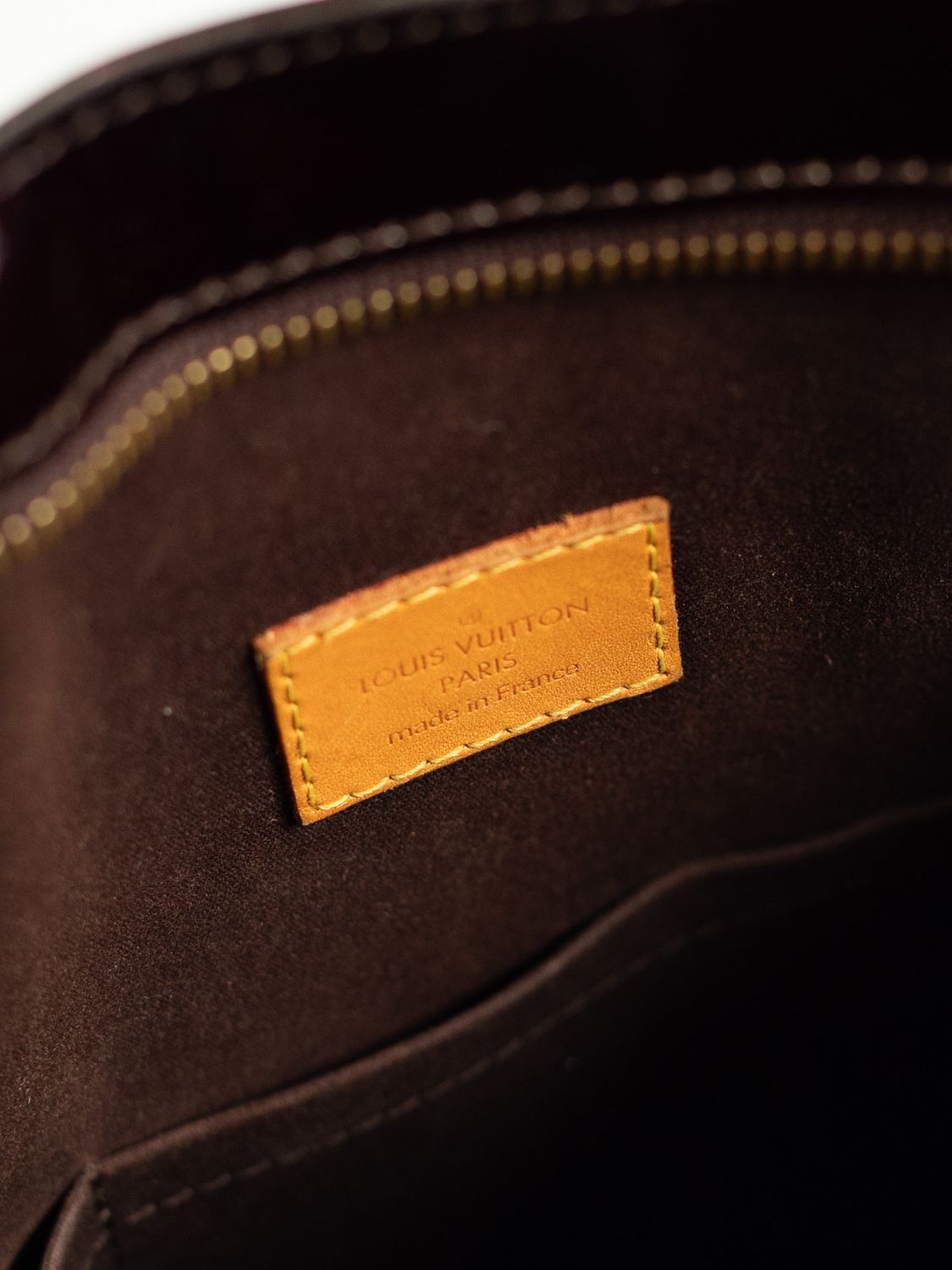 Louis Vuitton Brentwood Burgundy Bag