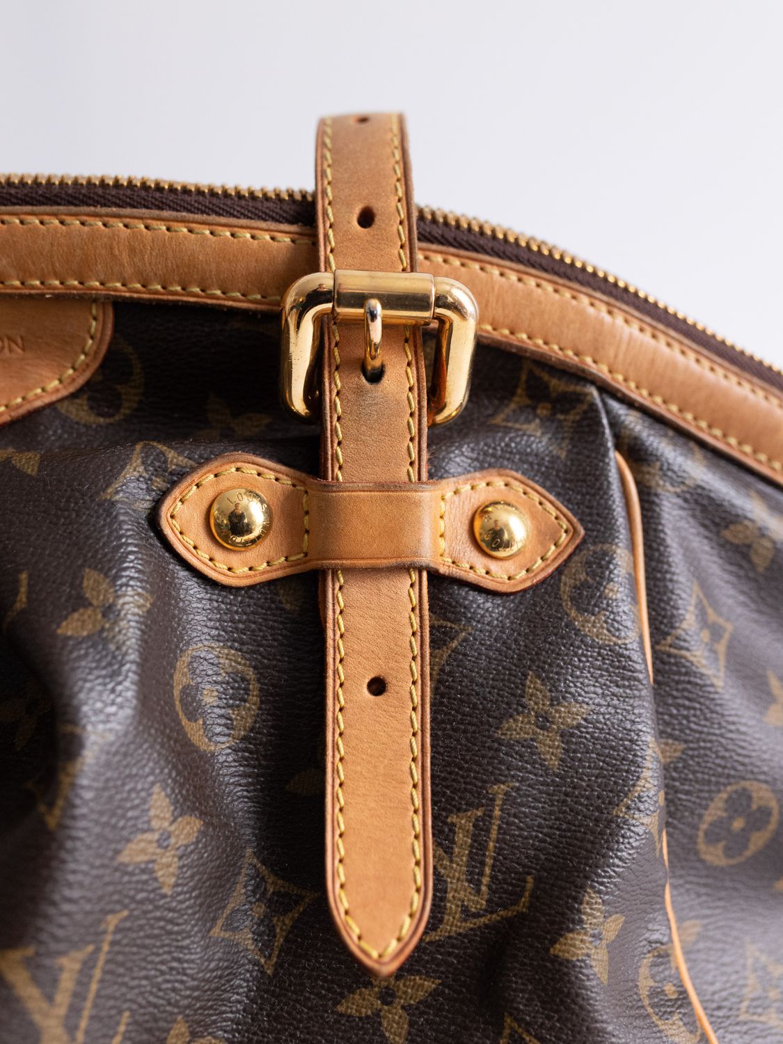 Louis Vuitton Tivoli GM Bag