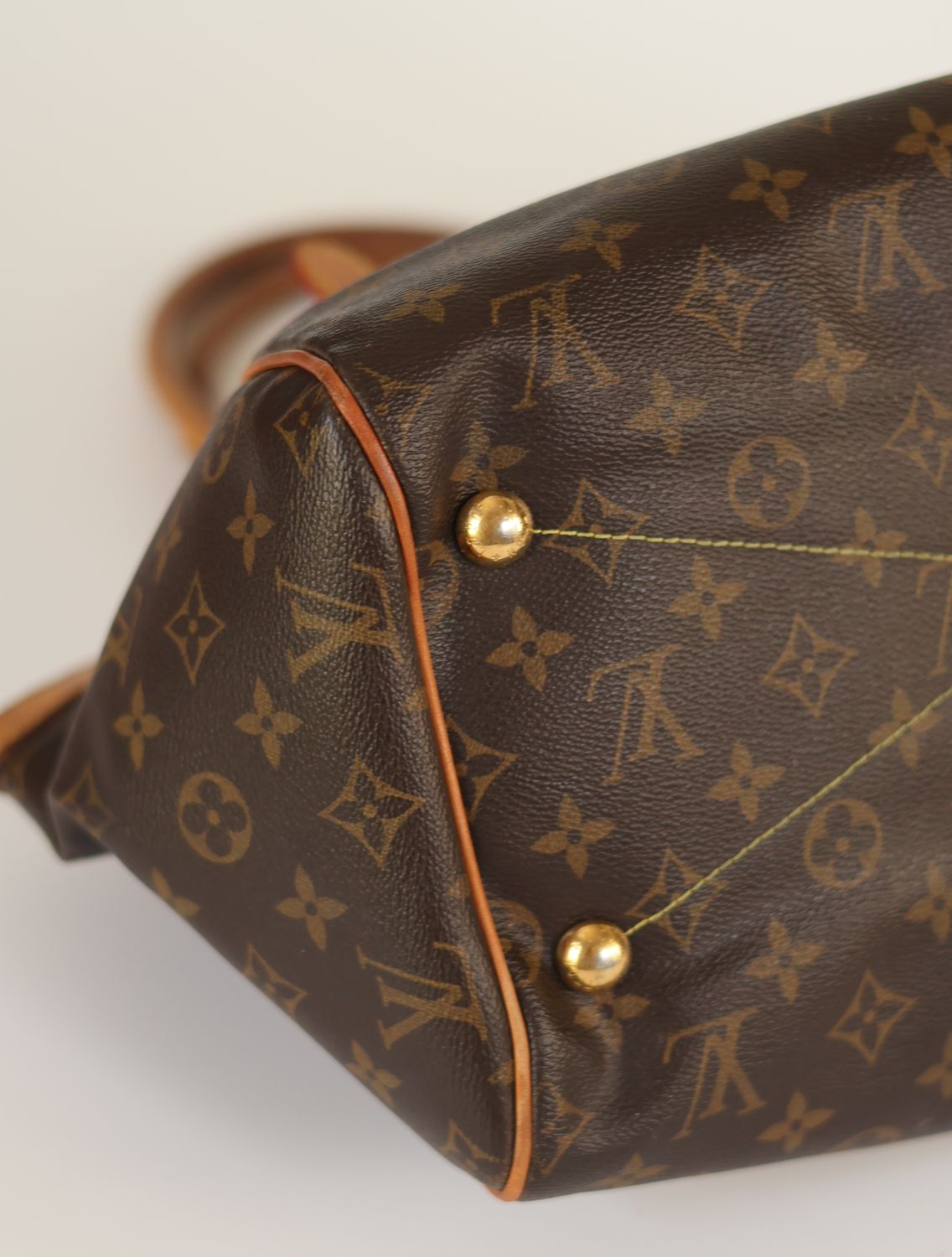 Louis Vuitton Tivoli GM Bag