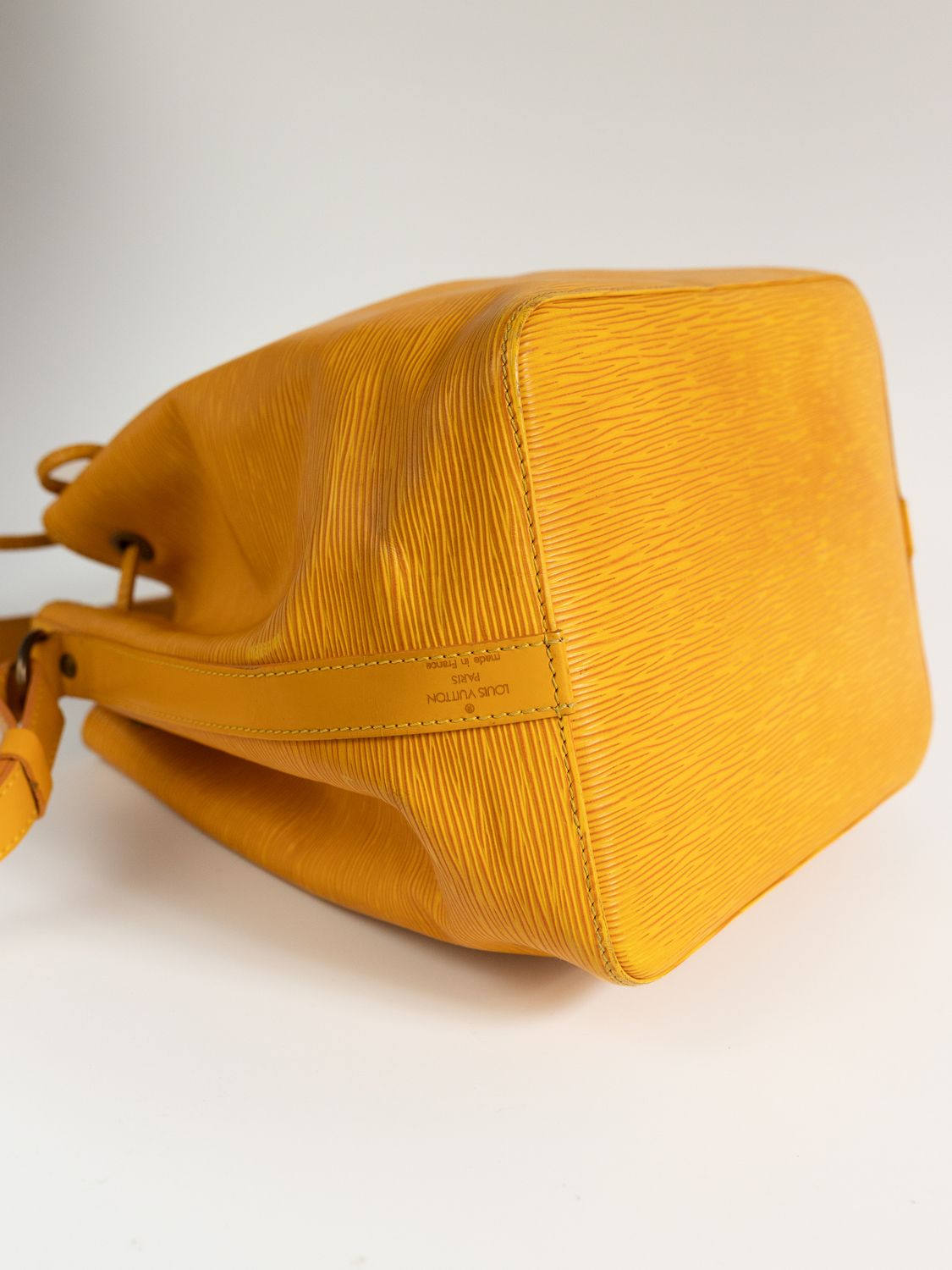 Louis Vuitton Noé 1996 Bag