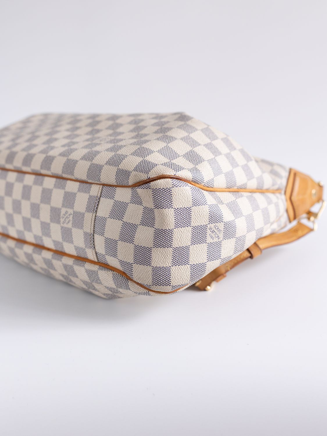 Louis Vuitton Evora MM Bag