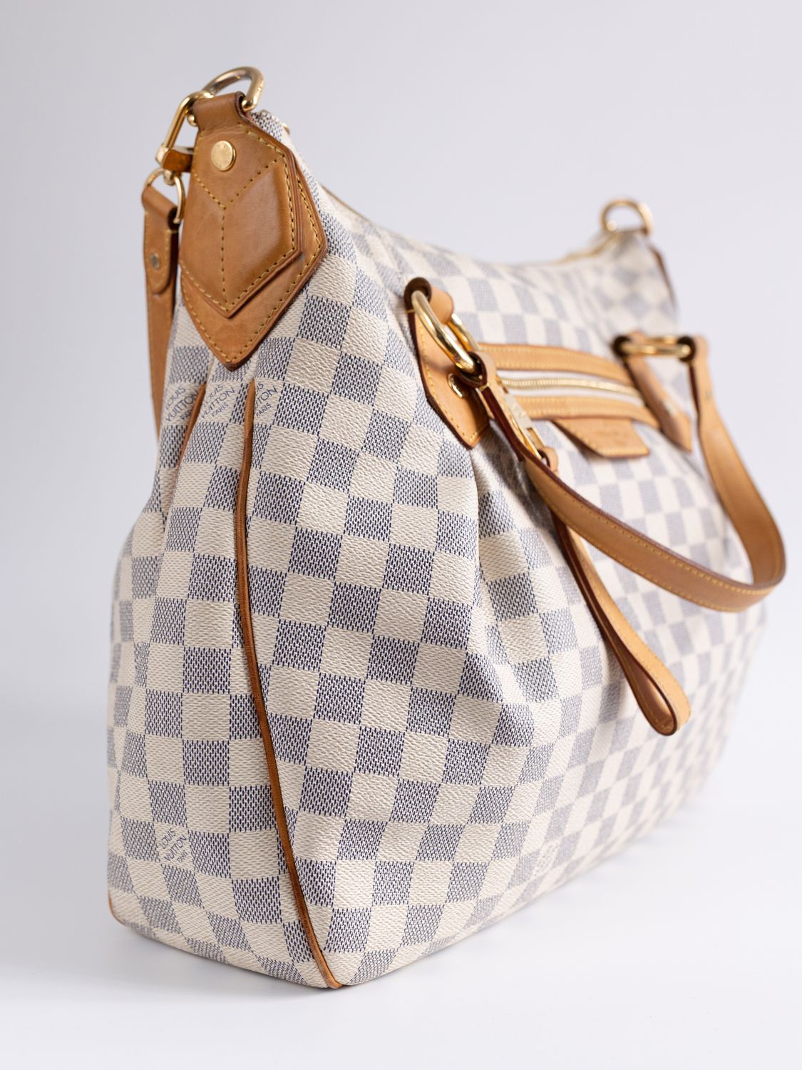 Louis Vuitton Evora MM Bag