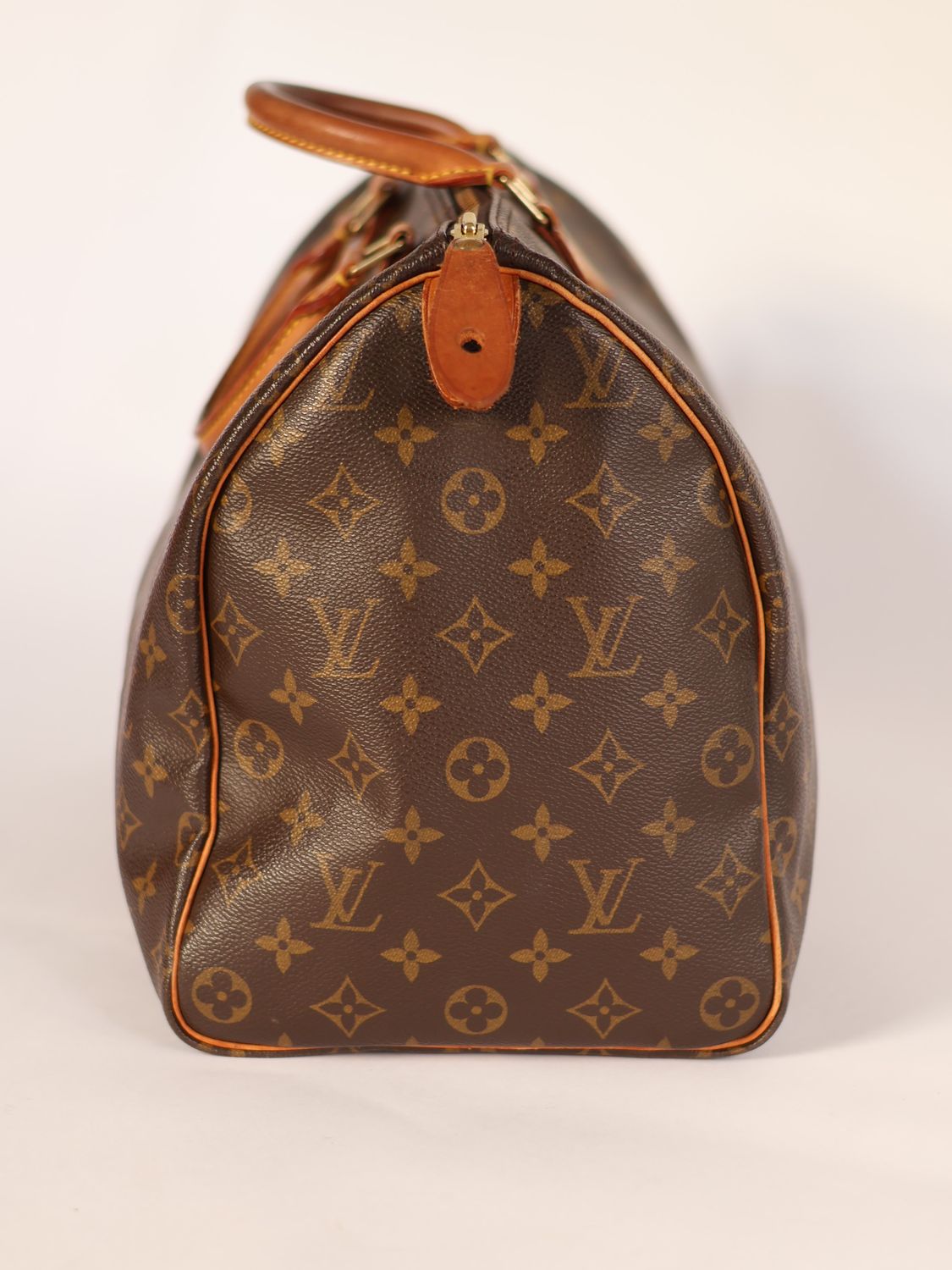 Louis Vuitton Speedy 40 Bag