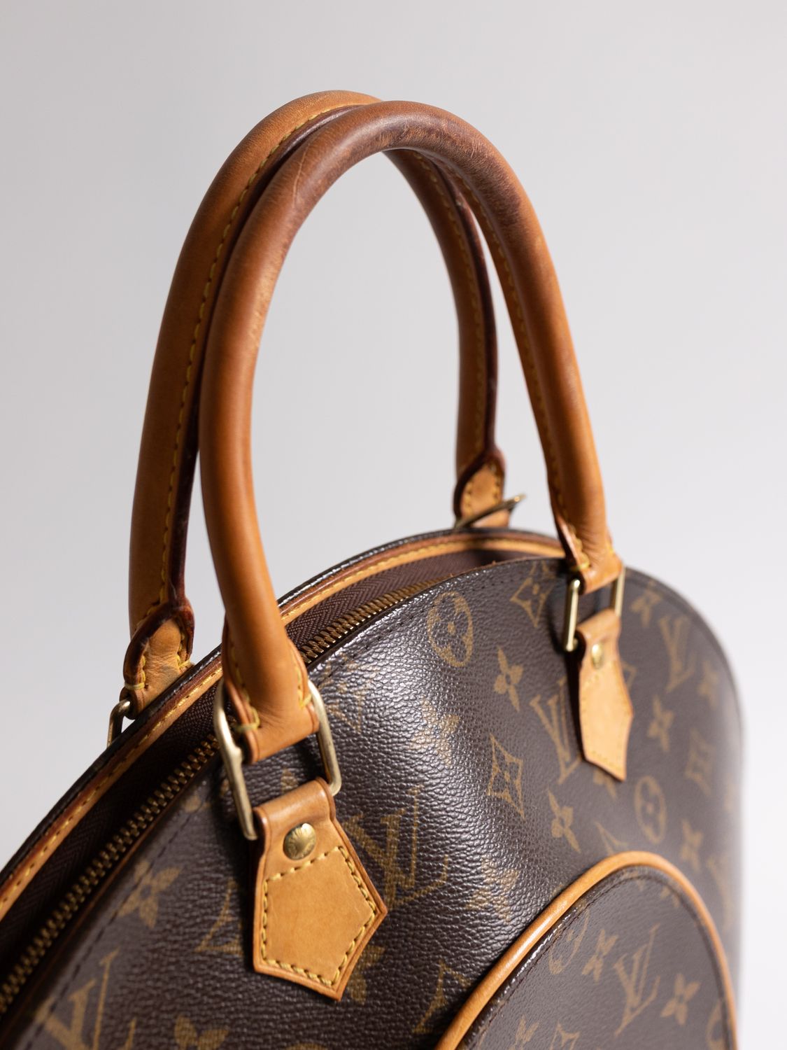 Louis Vuitton Ellipse GM Bag