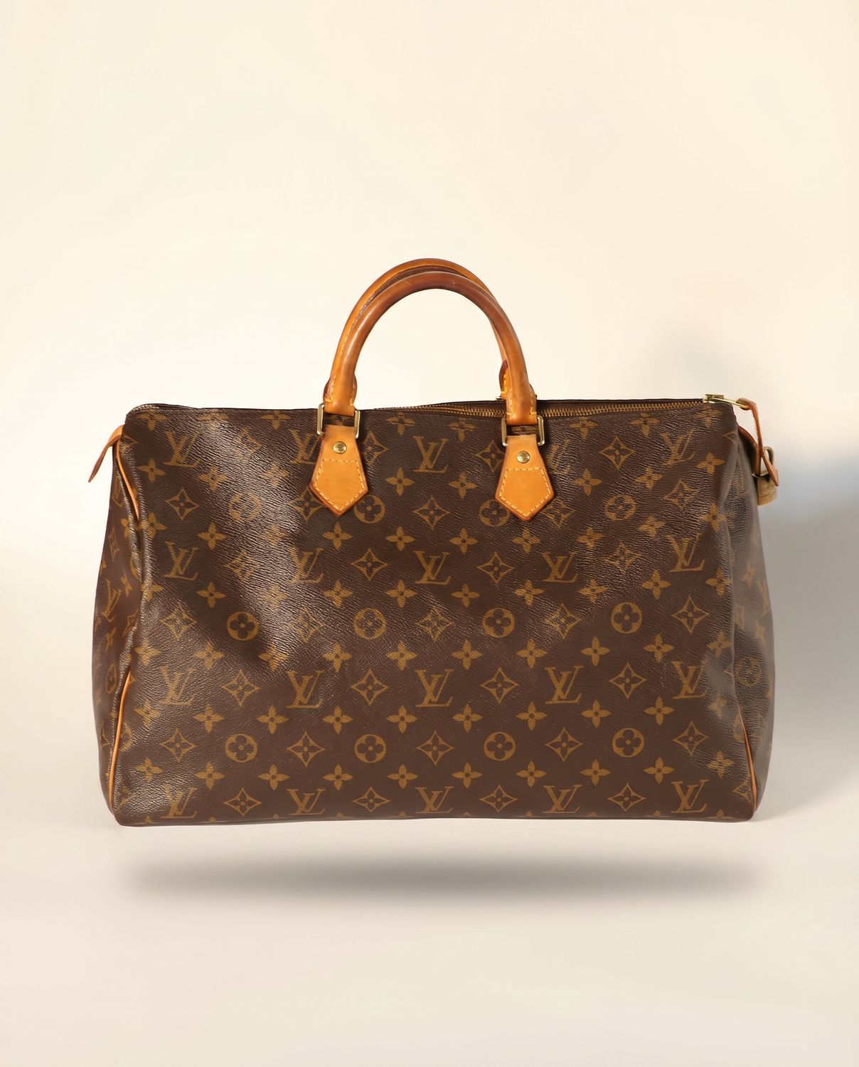 Louis Vuitton Speedy 40 Bag