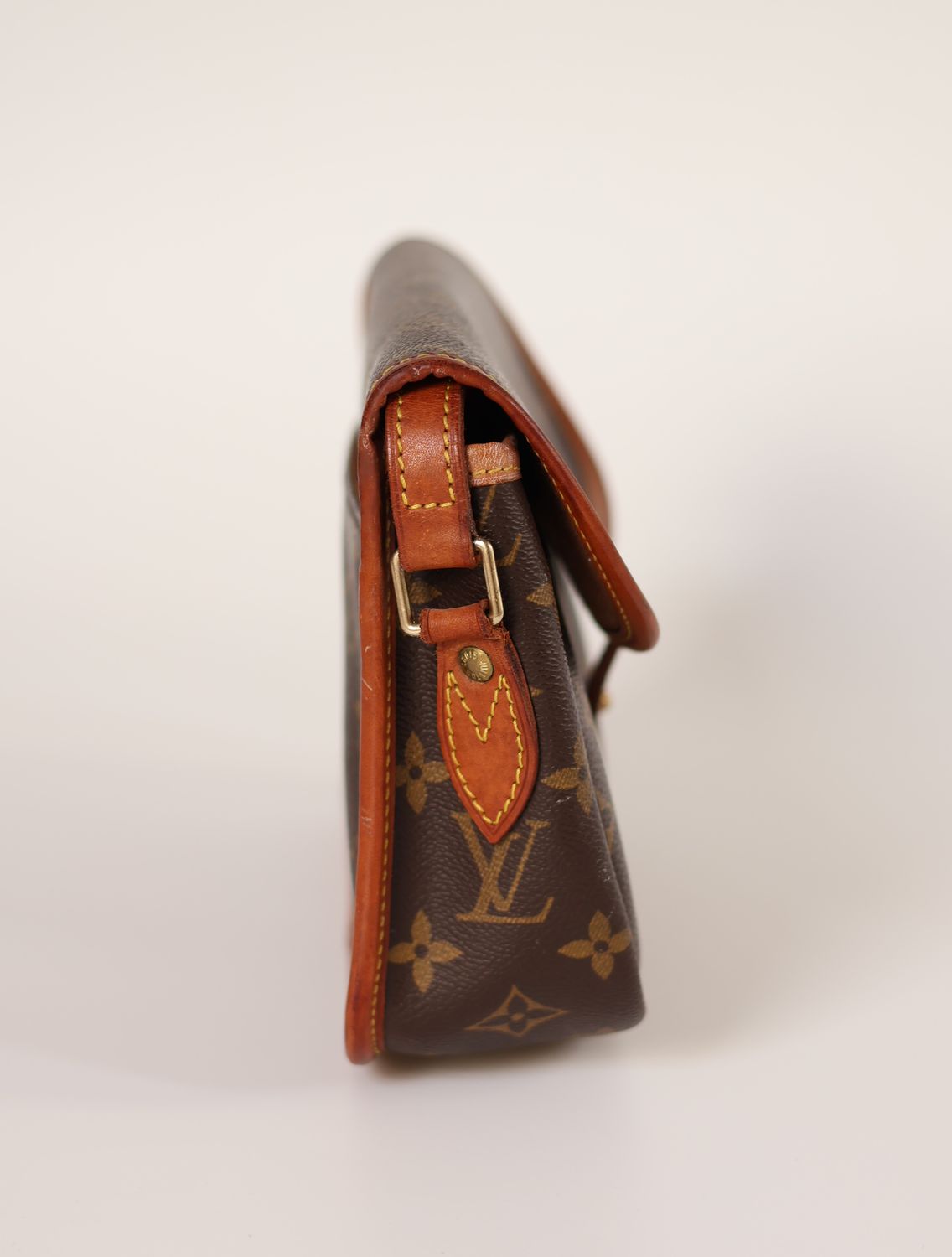 Louis Vuitton Gibeciere Crossbody Bag