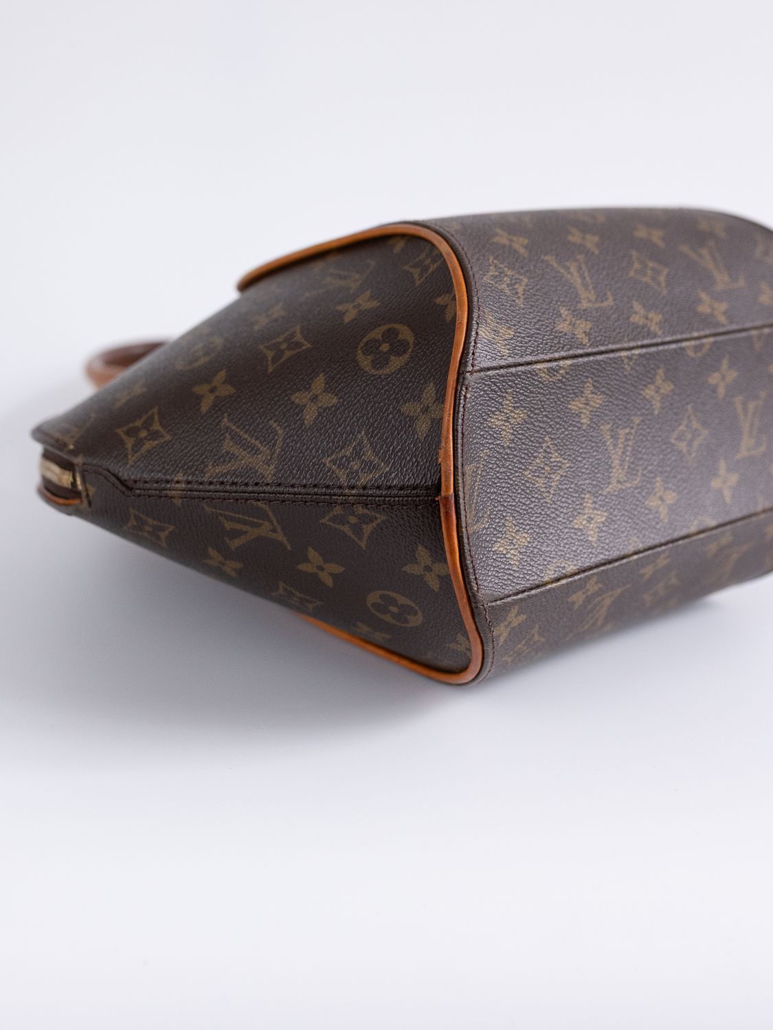 Louis Vuitton Ellipse GM Bag