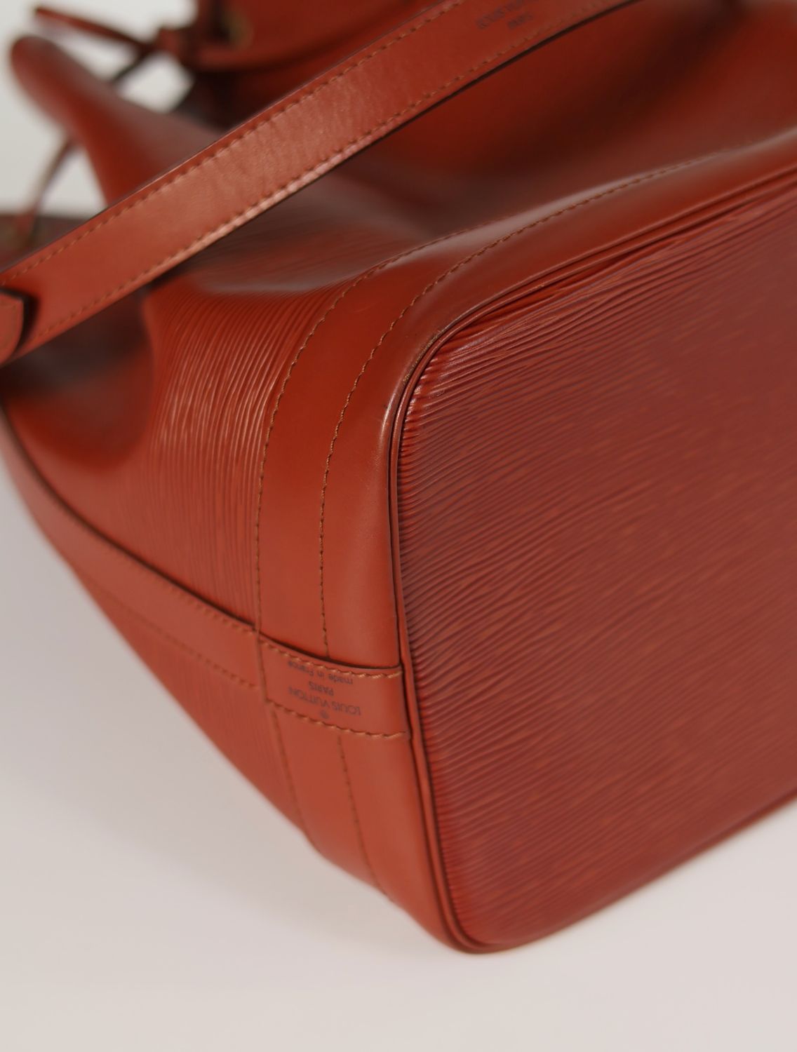 Louis Vuitton Noe Epi GM bag