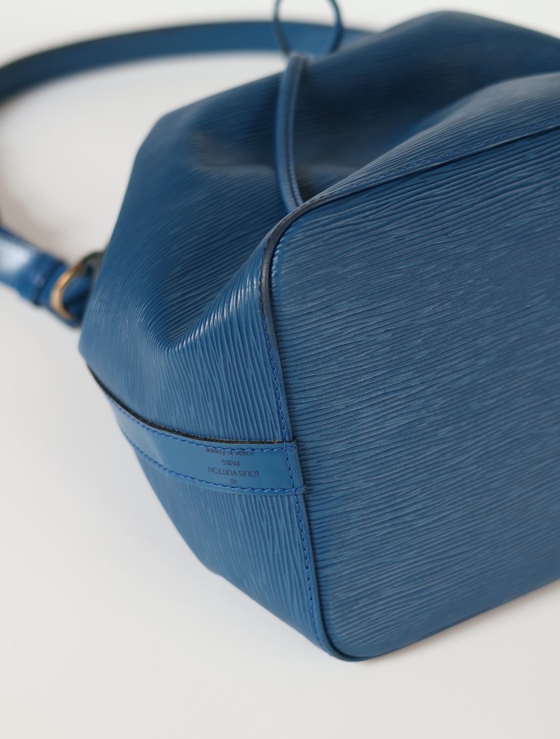Louis Vuitton Noe Blue Epi PM bag