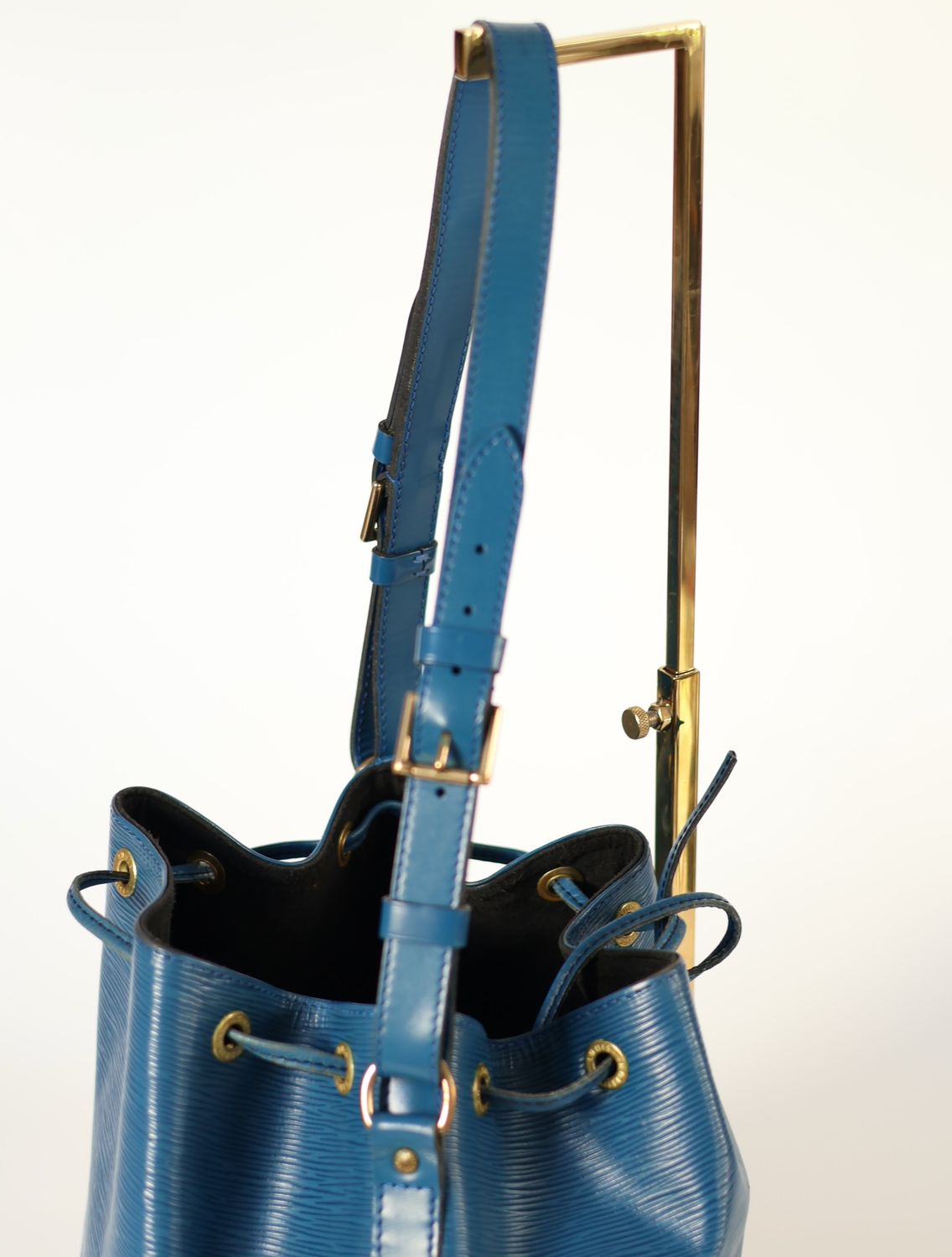 Louis Vuitton Noe Blue Epi PM bag
