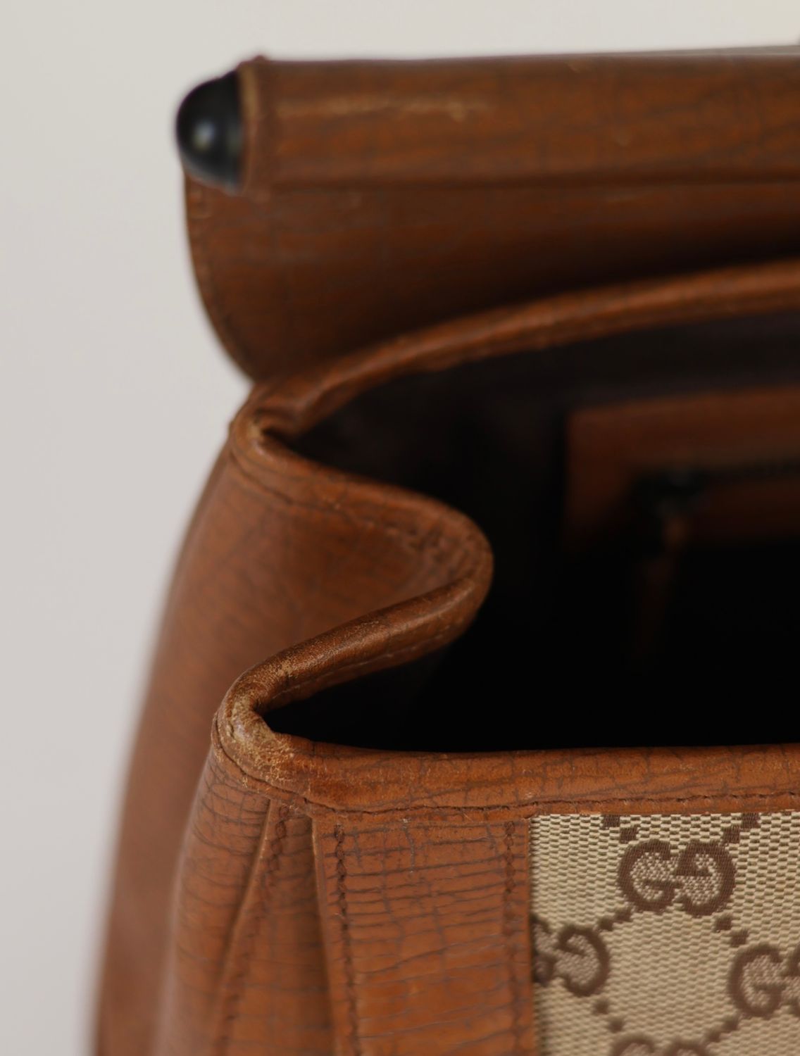 Gucci Bullet GG Supreme Bag