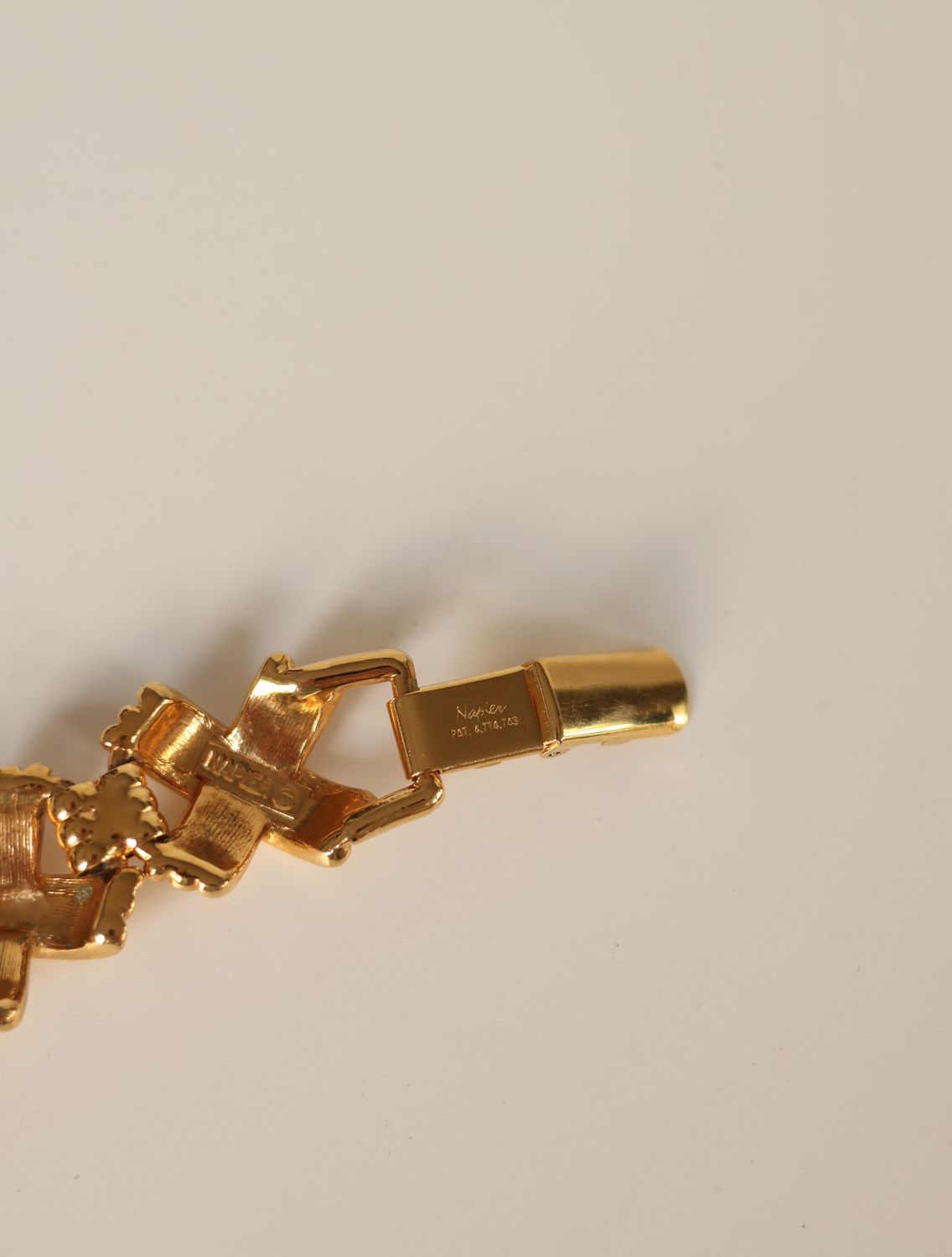 Napier Knot-Link Bracelet