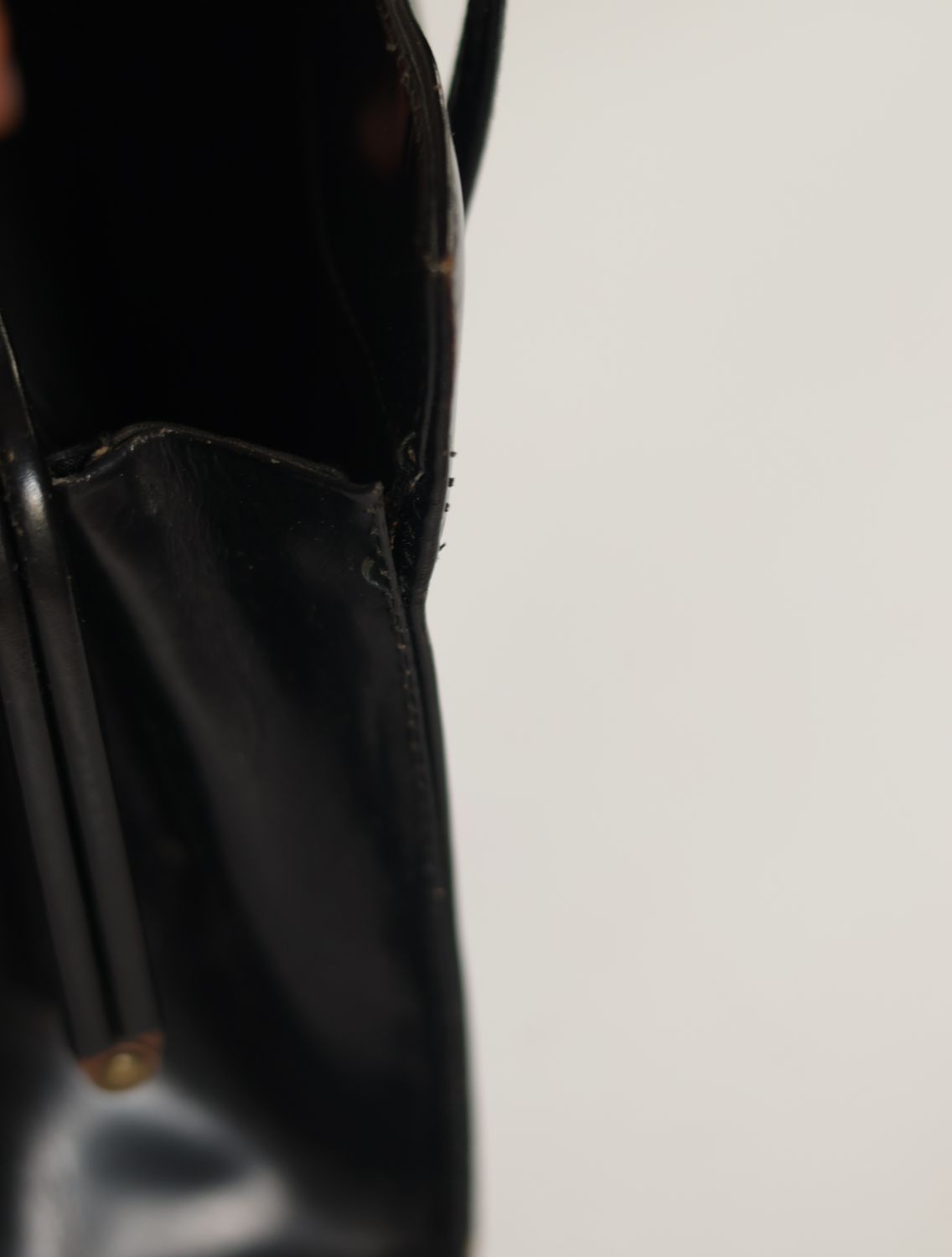 Vintage Glossy Black Leather Bag