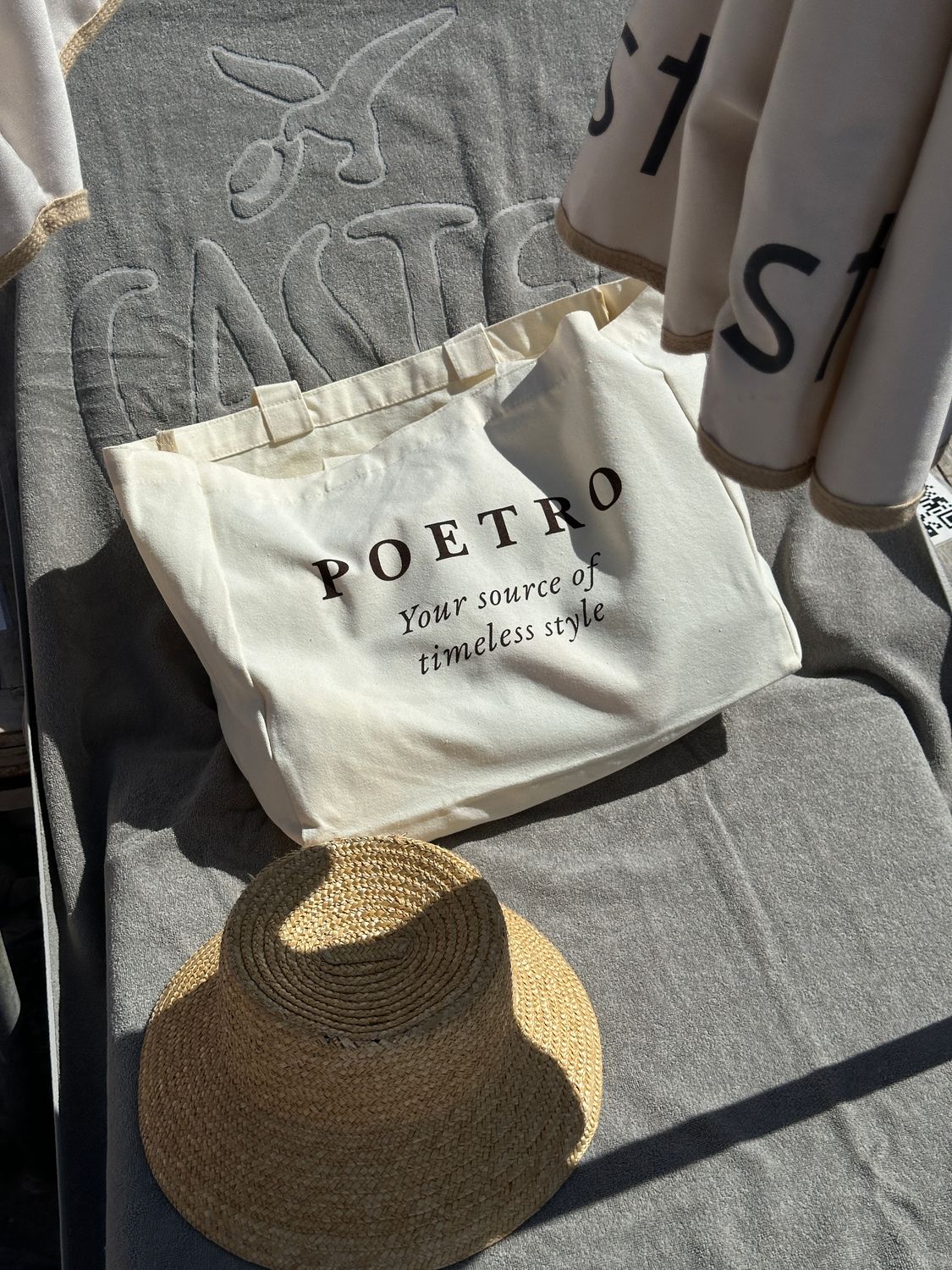 POETRO Tote Bag
