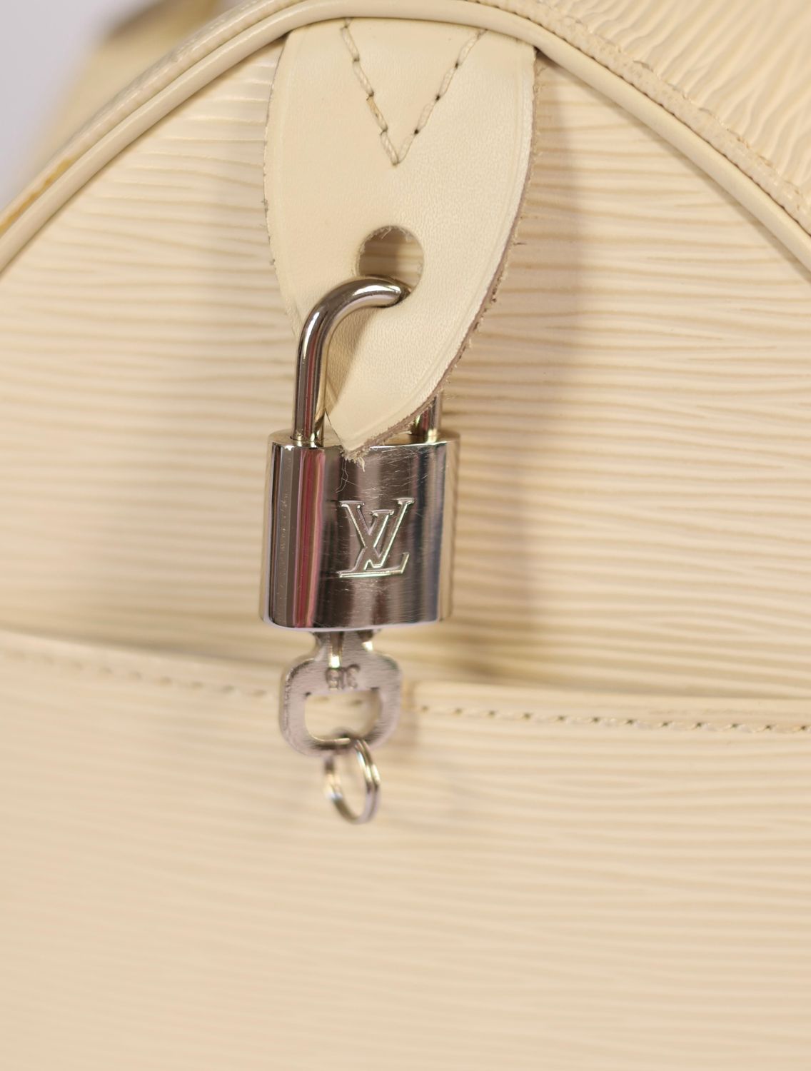 Louis Vuitton Speedy Ivory Epi 25 Bag