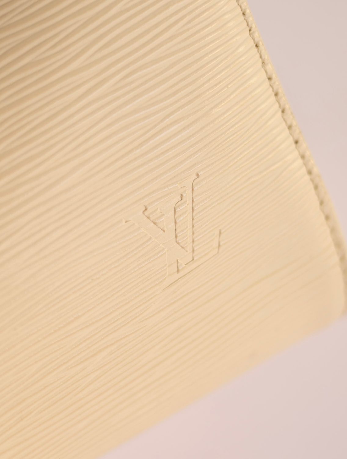 Louis Vuitton Speedy Ivory Epi 25 Bag
